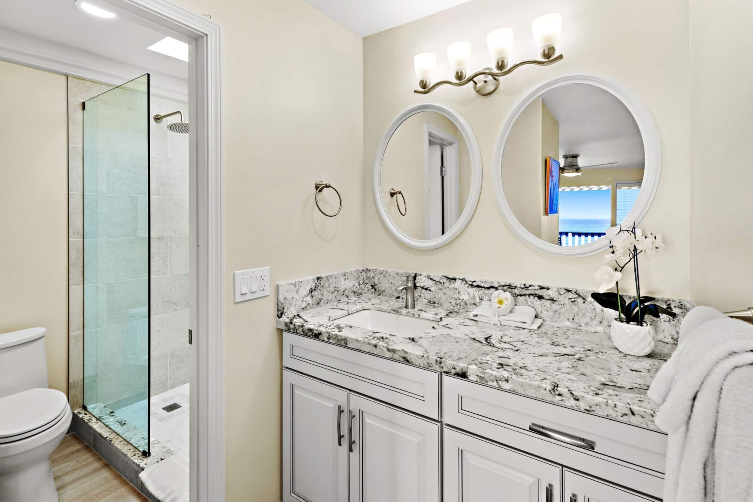 Condo in Lahaina · ★4.43 · 2 bedrooms · 4 beds · 2.5 baths - Image 18