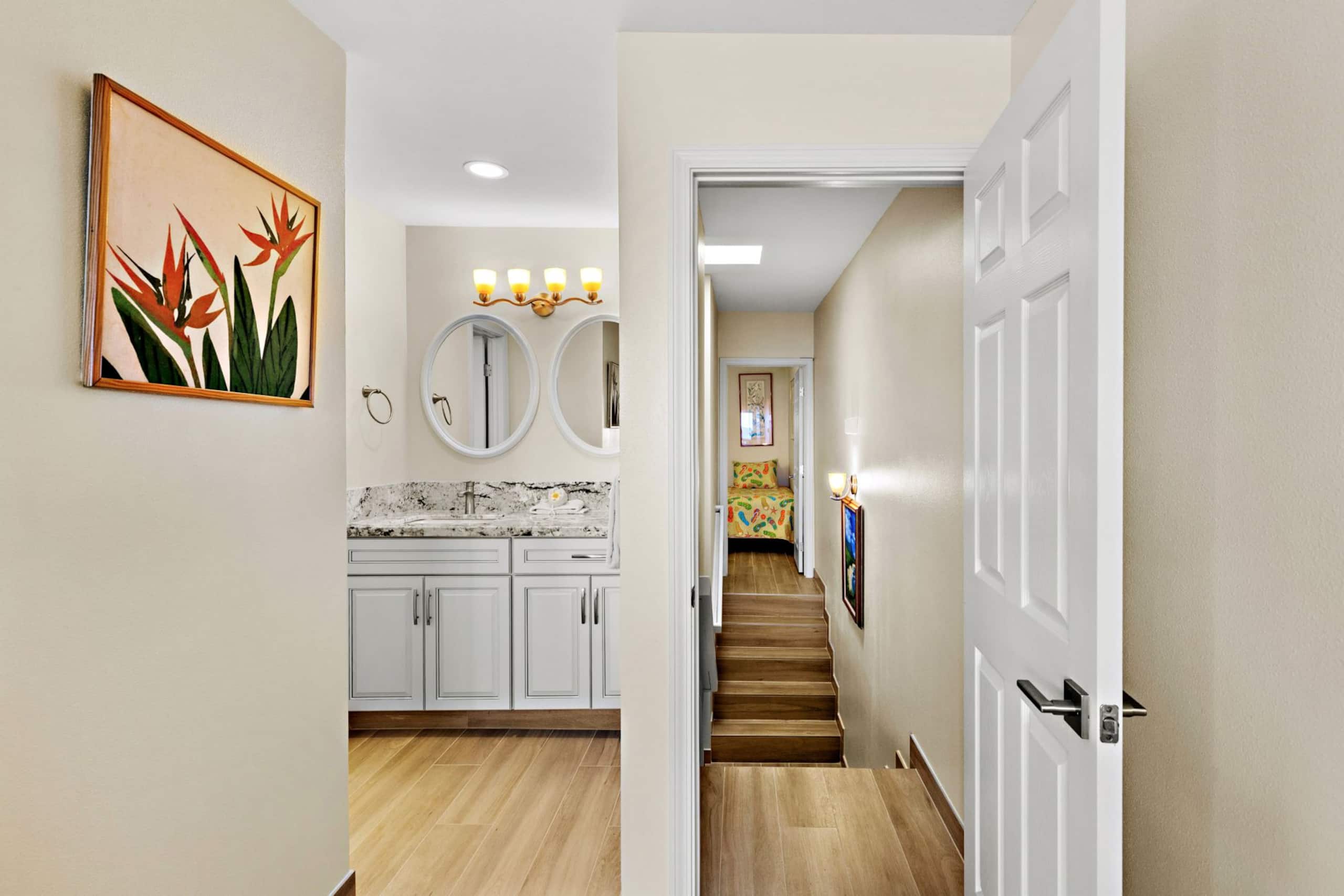 Condo in Lahaina · ★4.43 · 2 bedrooms · 4 beds · 2.5 baths - Image 19