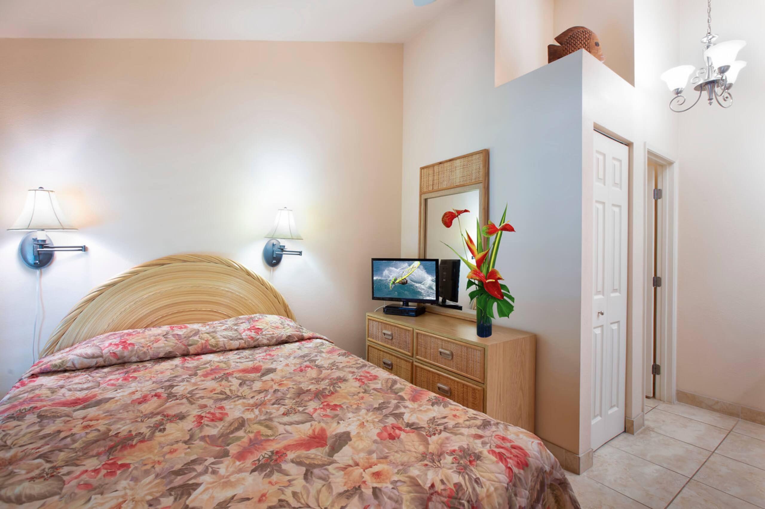 Condo in Lahaina · ★4.61 · 2 bedrooms · 4 beds · 2.5 private baths - Image 18