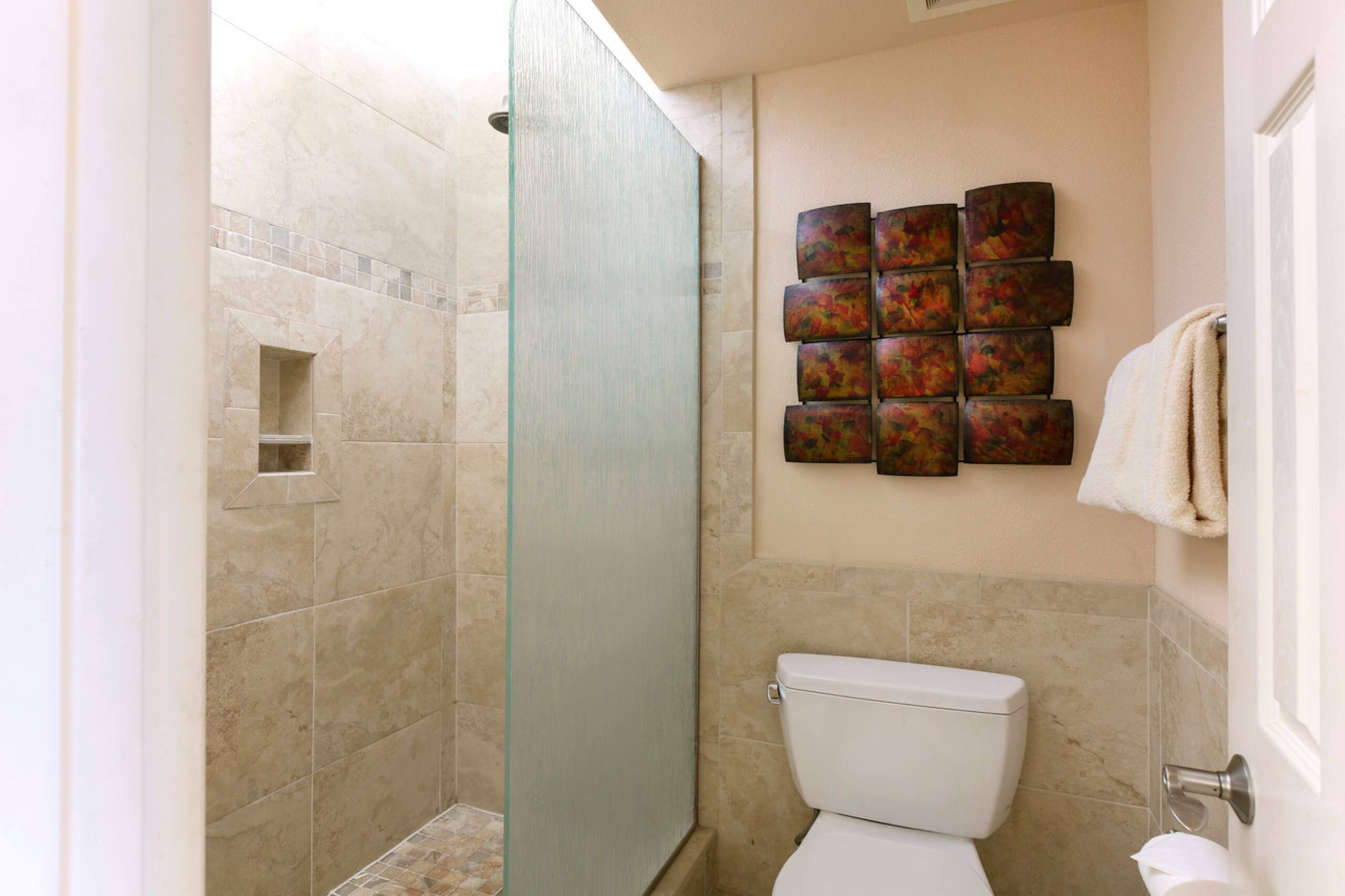 Condo in Lahaina · ★4.61 · 2 bedrooms · 4 beds · 2.5 private baths - Image 15
