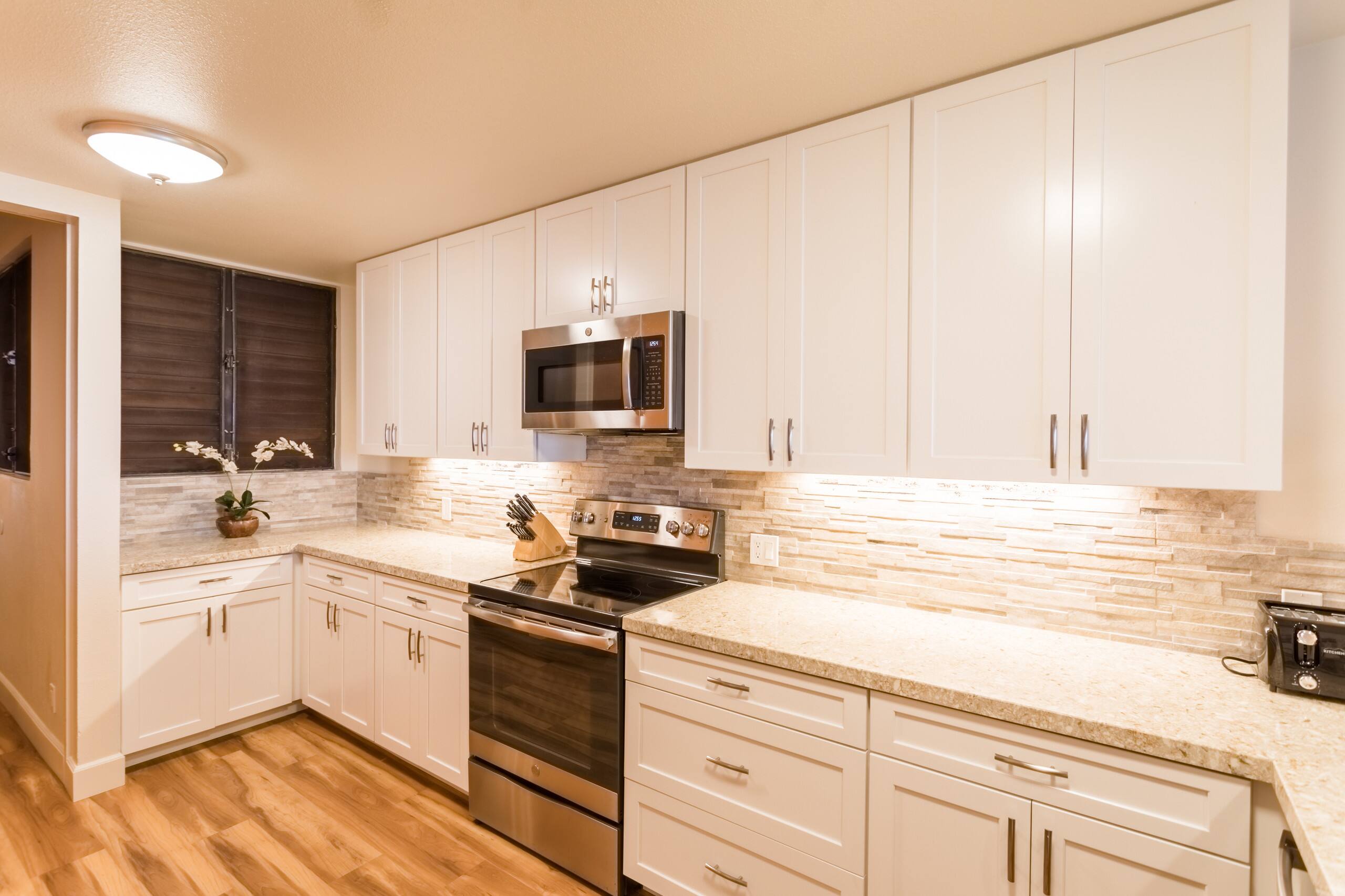 Condo in Lahaina · ★5.0 · 2 bedrooms · 4 beds · 2 private baths - Image 21