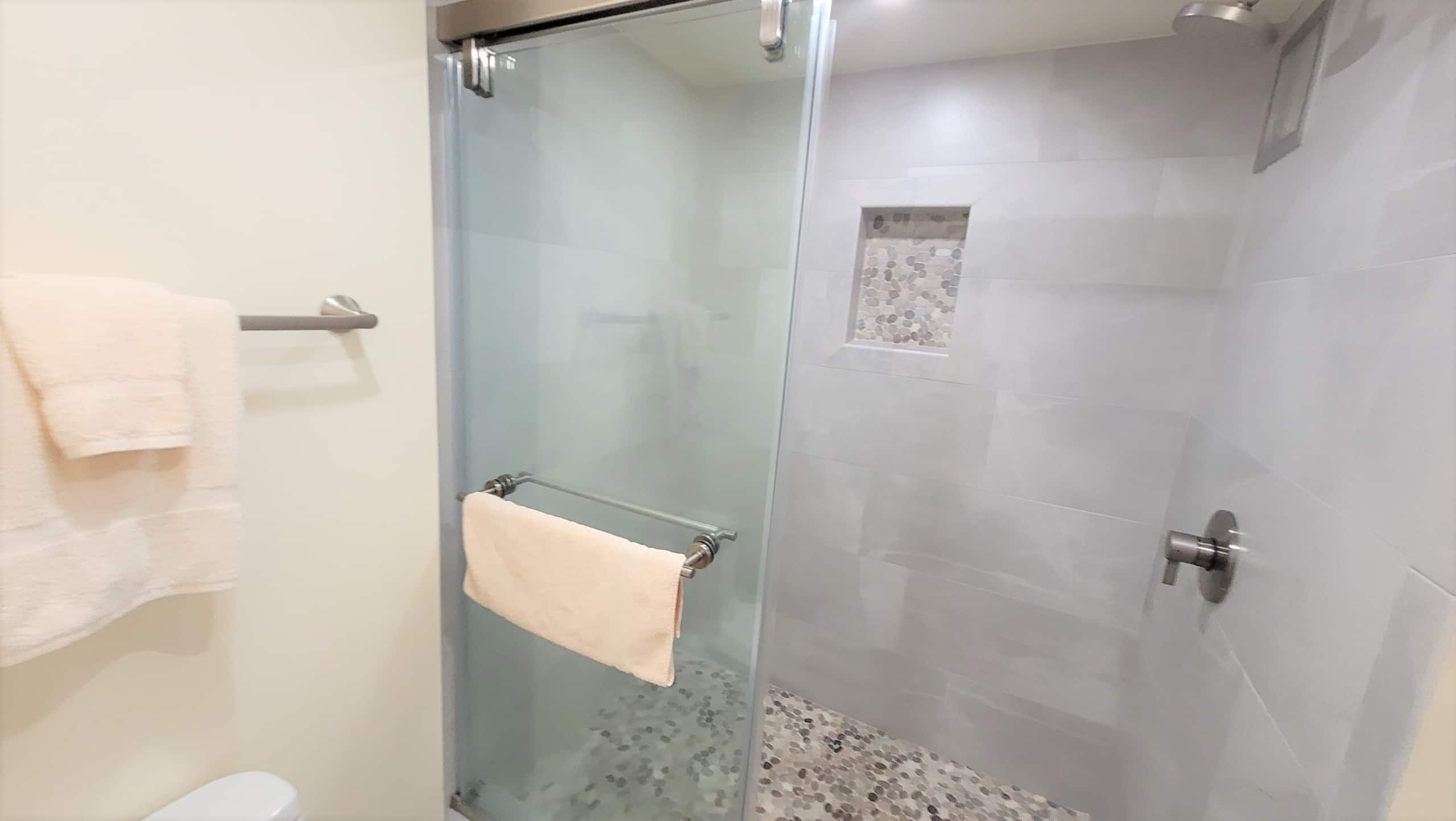 Condo in Lahaina · ★4.8 · 1 bedroom · 2 beds · 1 private bath - Image 24