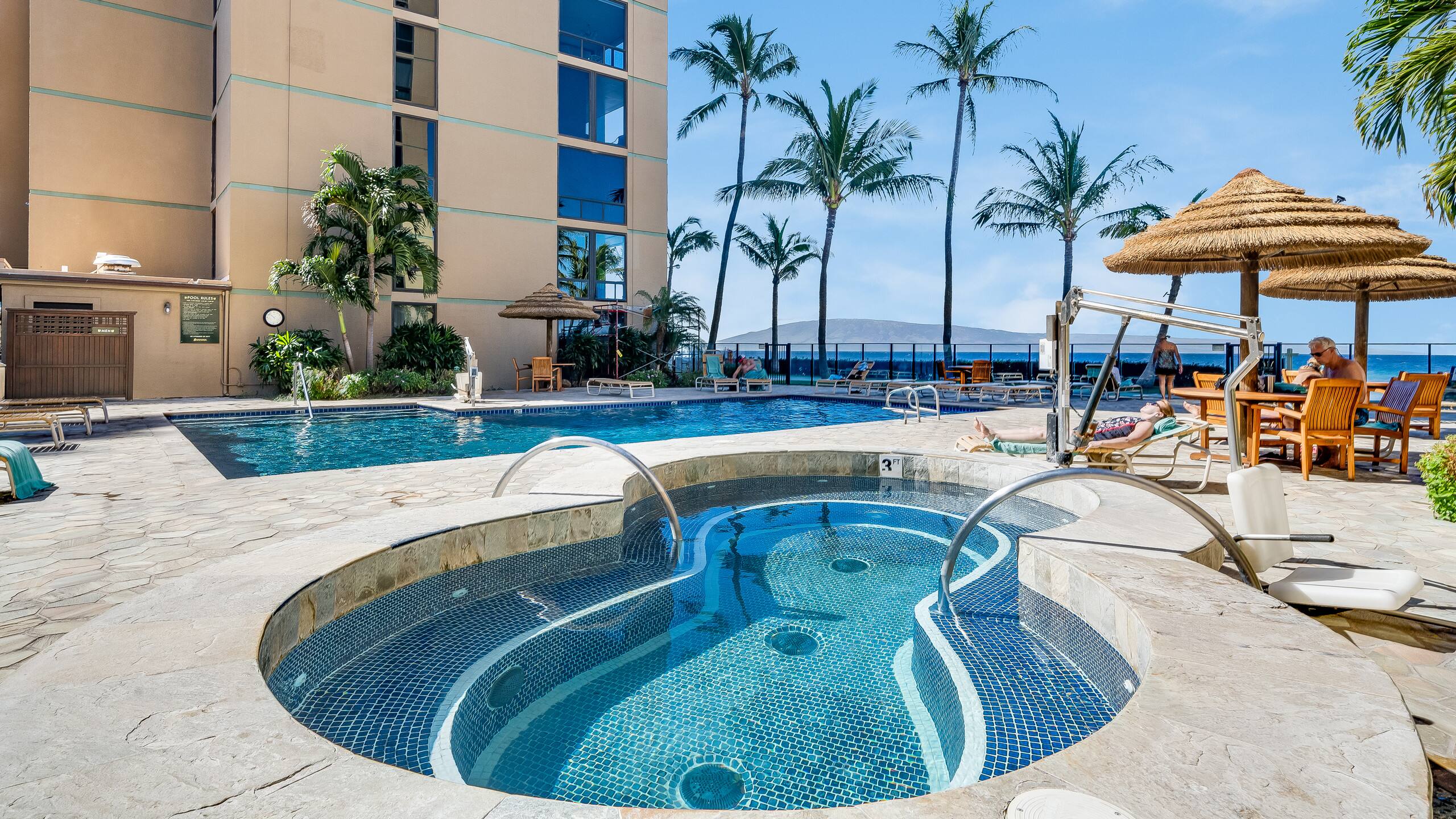 Condo in Lahaina · ★4.8 · 1 bedroom · 2 beds · 1 private bath - Image 20