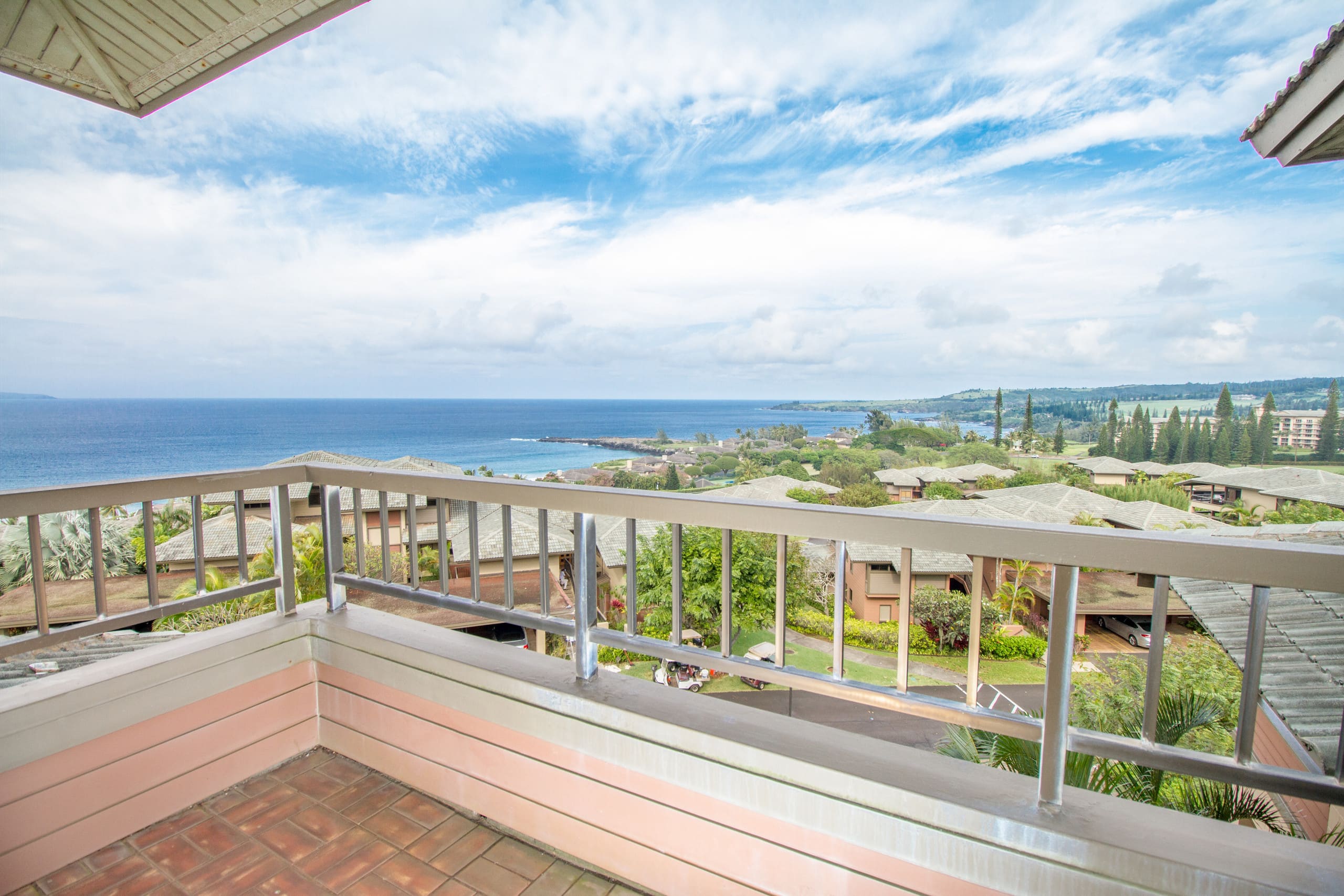 Condo in Lahaina · ★4.59 · 1 bedroom · 2 beds · 2 private baths - Image 7