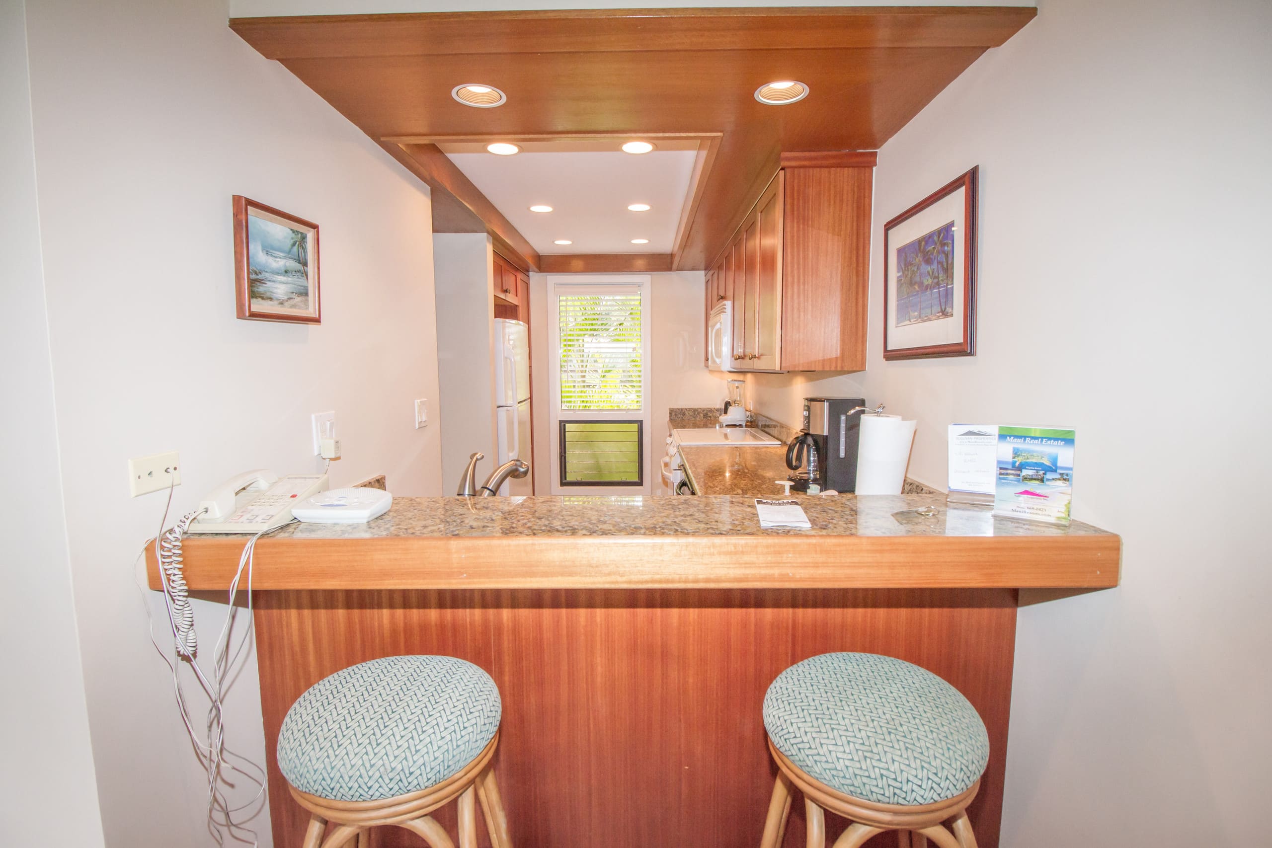 Condo in Lahaina · ★4.59 · 1 bedroom · 2 beds · 2 private baths - Image 15