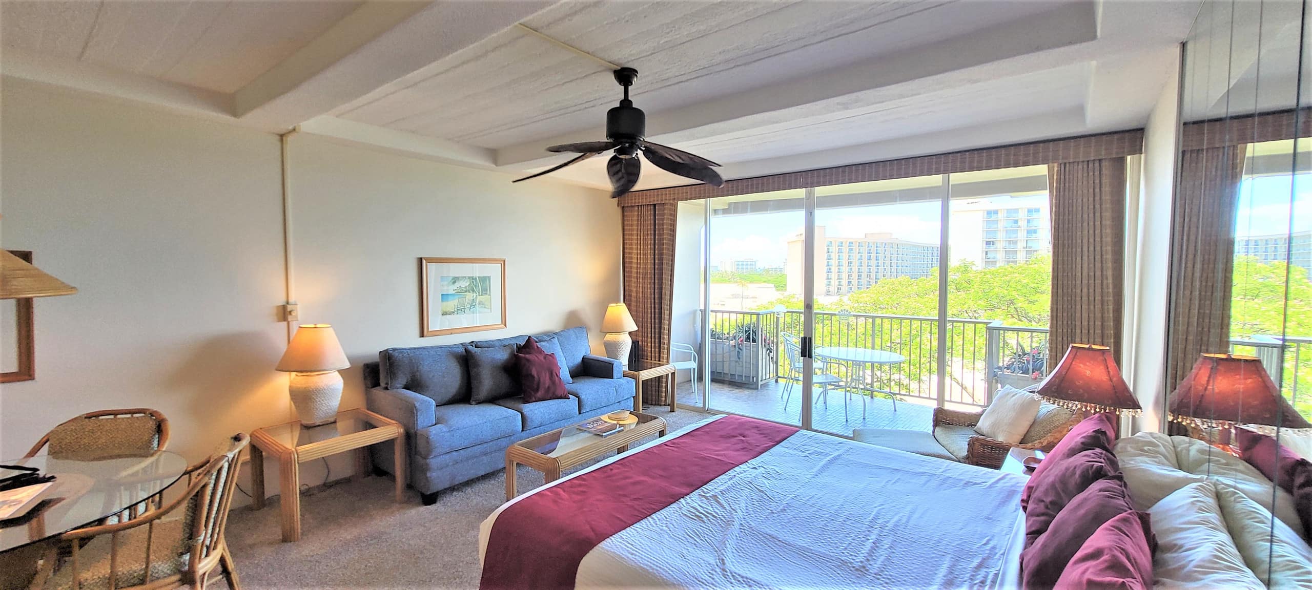 Condo in Lahaina · ★4.67 · 1 bedroom · 2 beds · 1 shared bath - Image 3
