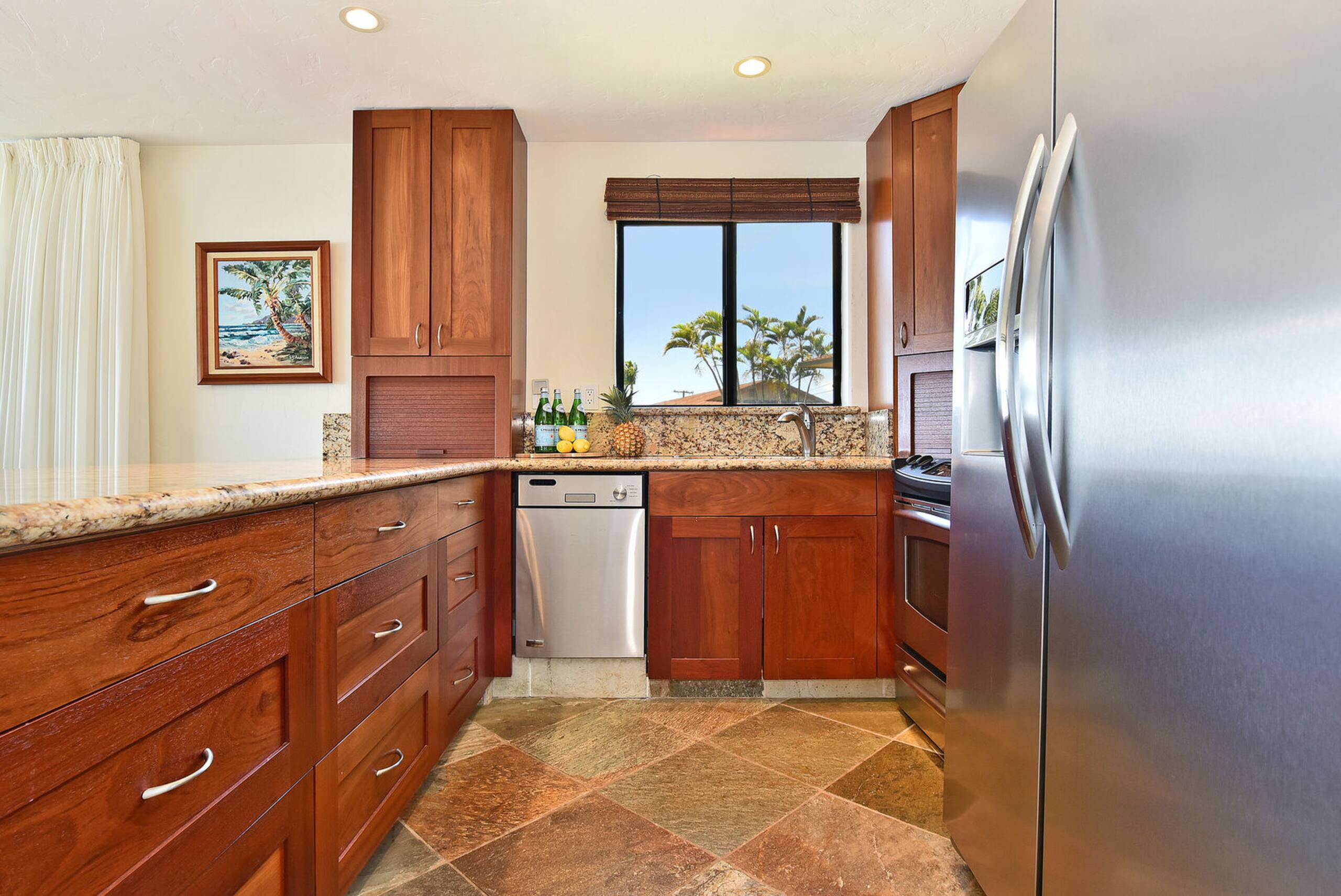 Condo in Lahaina · ★4.33 · 1 bedroom · 1 bed · 2 private baths - Image 11