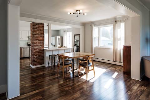 The One on Main - 3 BR House