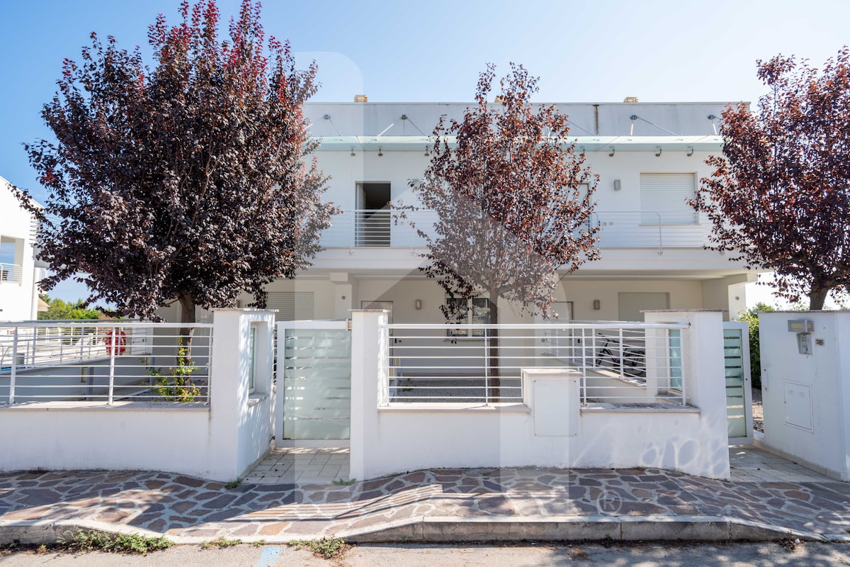Top performing Airbnb: Homiday - Cerrano Park Resort B09 - Three-room apartment in Pineto