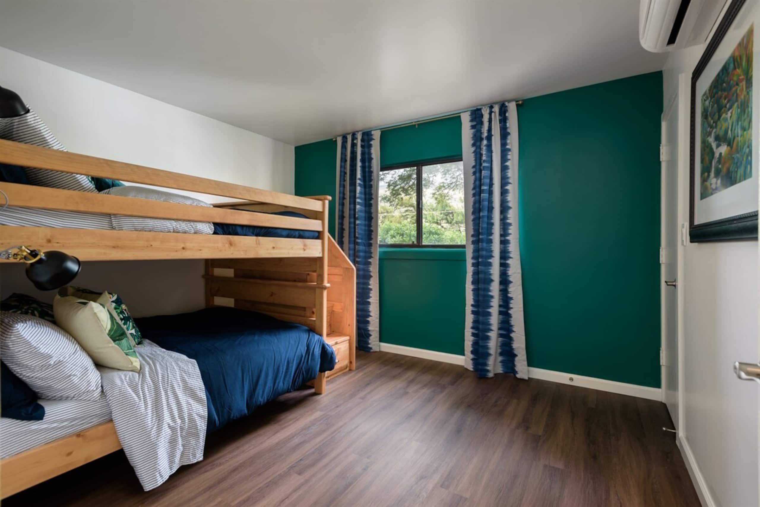 Condo in Wailuku · ★4.93 · 3 bedrooms · 4 beds · 2 private baths - Image 17