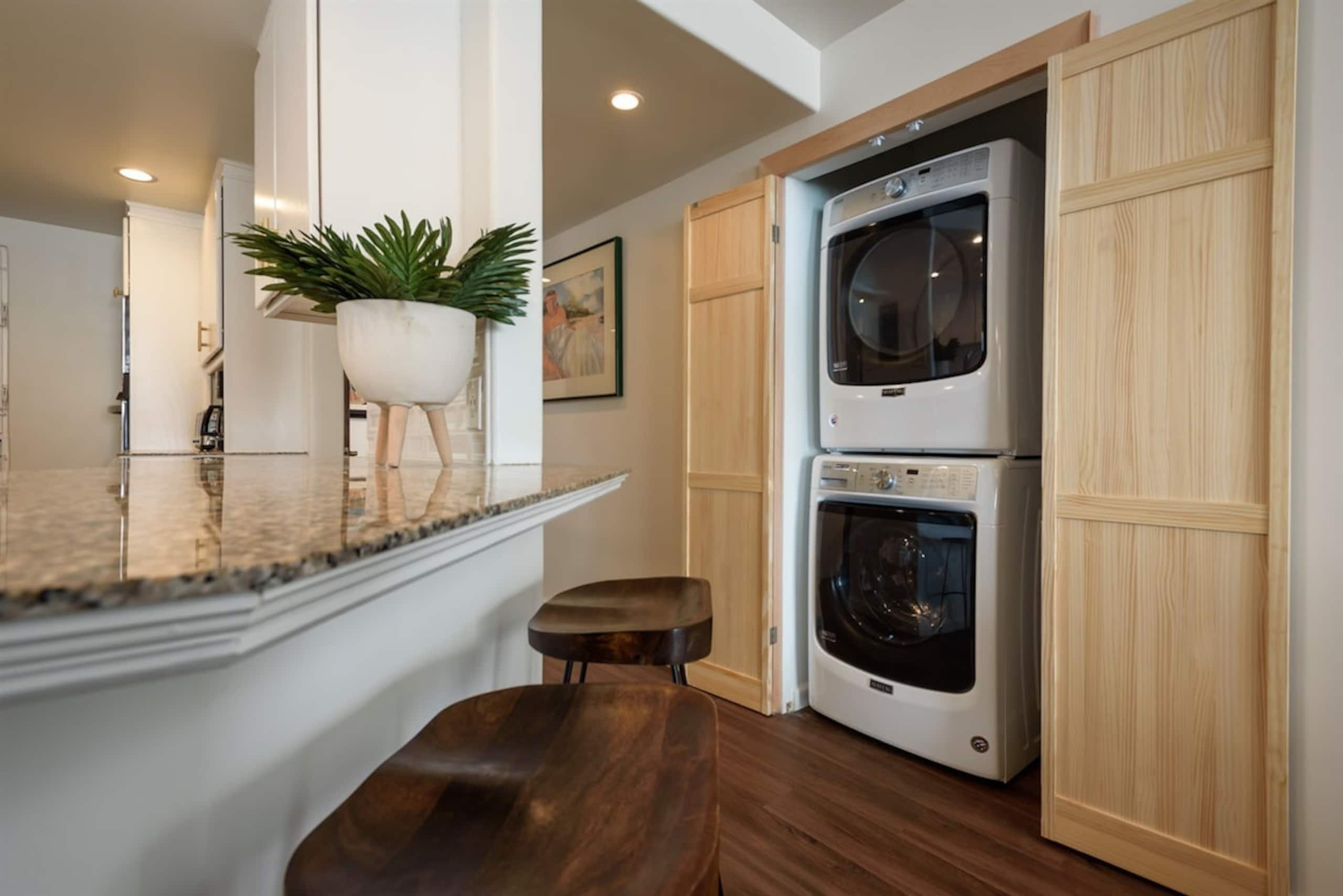 Condo in Wailuku · ★4.93 · 3 bedrooms · 4 beds · 2 private baths - Image 9