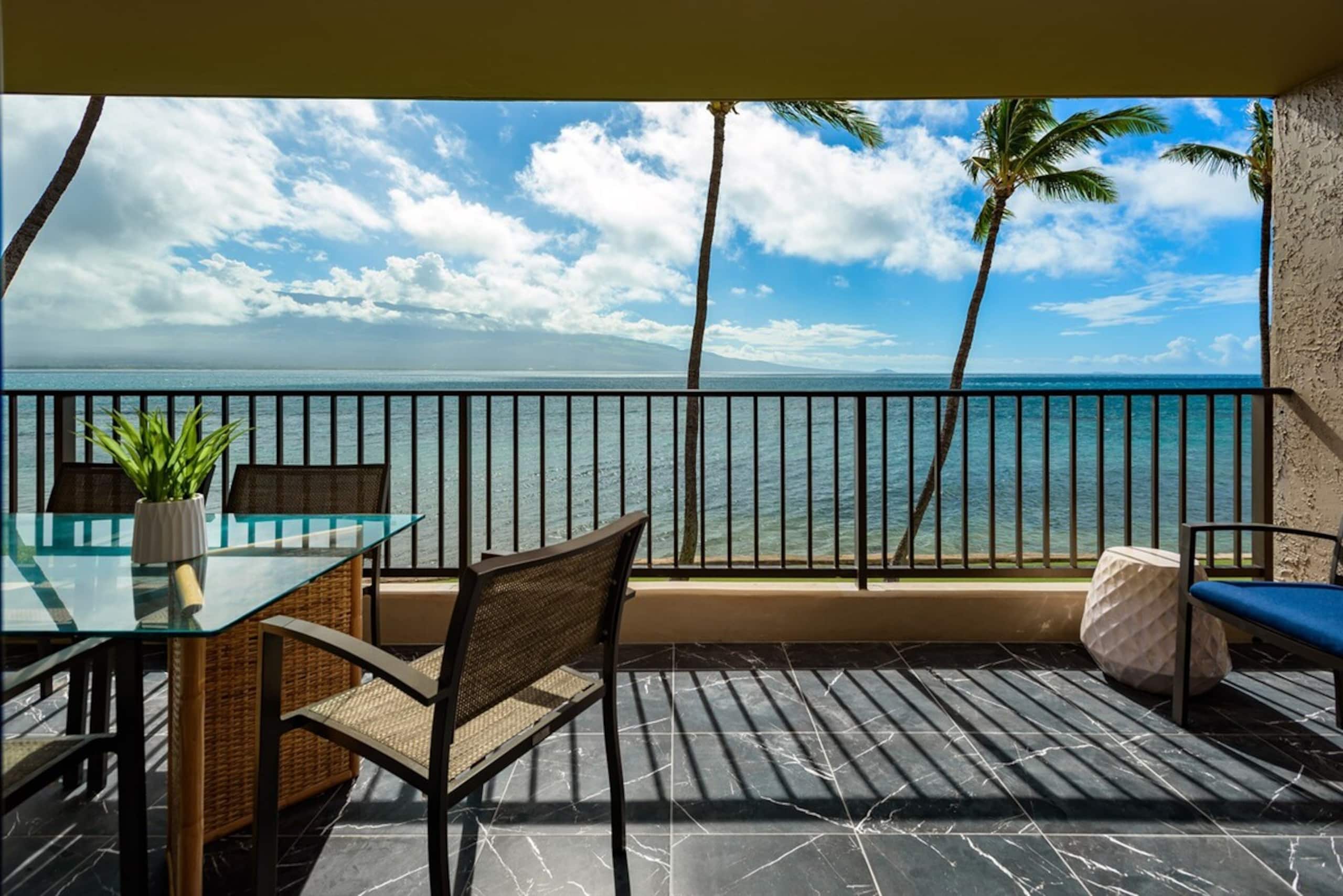 Condo in Wailuku · ★4.93 · 3 bedrooms · 4 beds · 2 private baths - Image 18