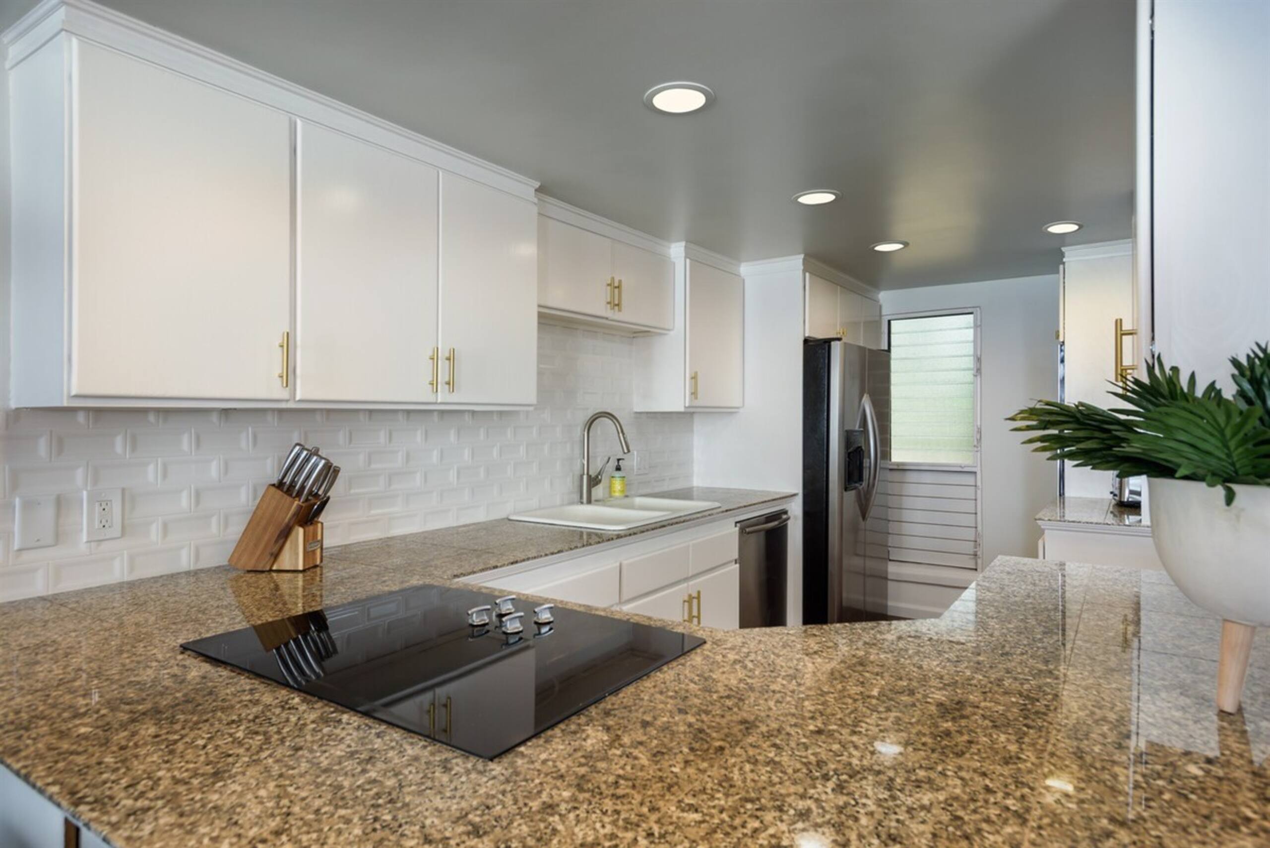 Condo in Wailuku · ★4.93 · 3 bedrooms · 4 beds · 2 private baths - Image 5