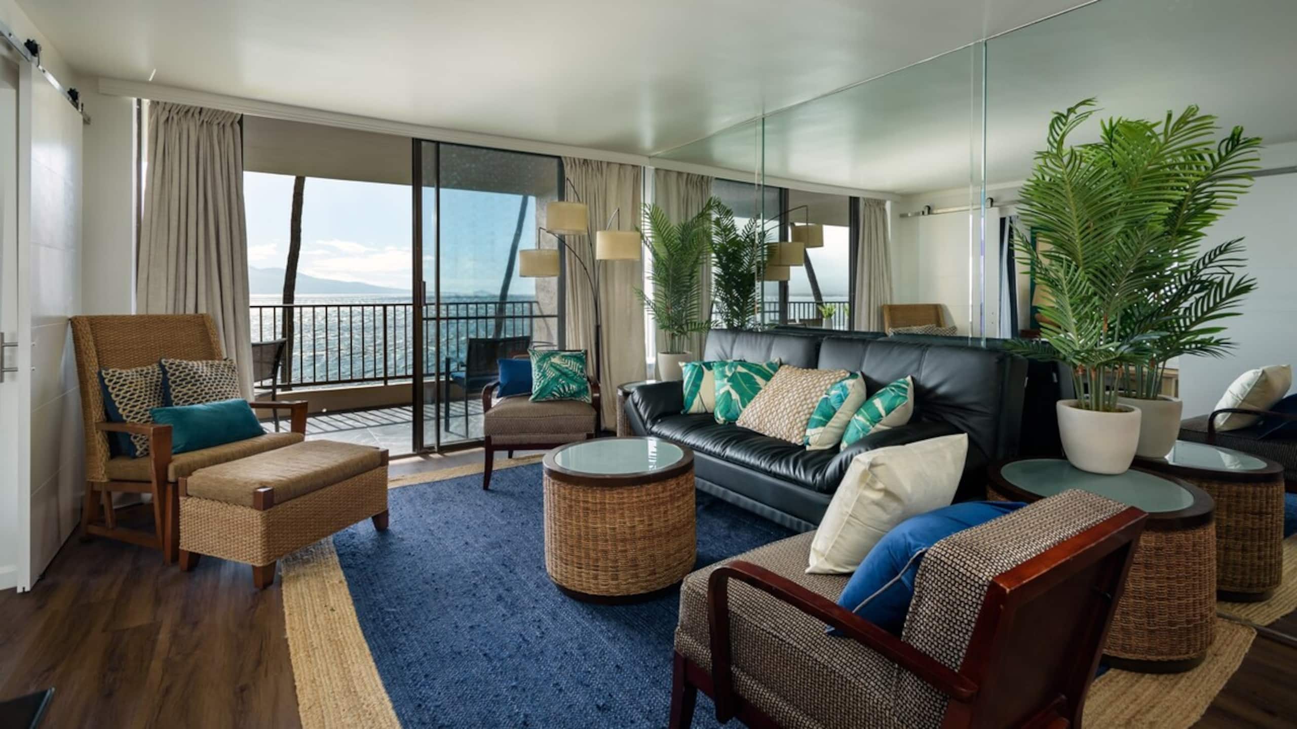 Condo in Wailuku · ★4.93 · 3 bedrooms · 4 beds · 2 private baths - Image 2