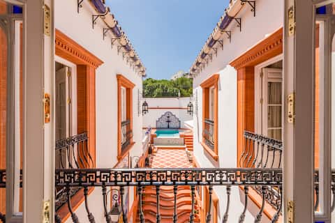 Cubo's Casa Manzanares Bijou