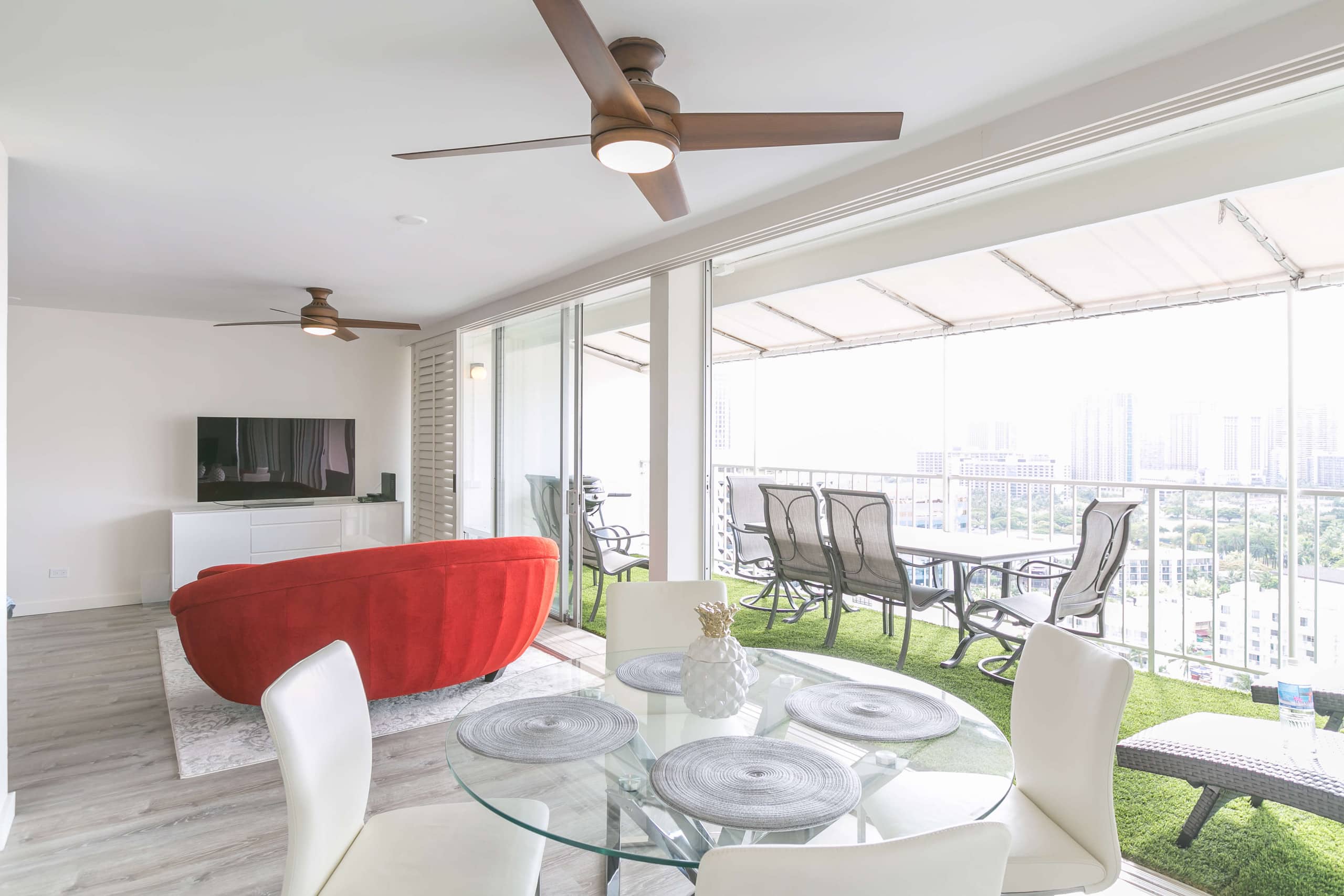 Condo in Honolulu · ★4.66 · 1 bedroom · 3 beds · 2 private baths - Image 11
