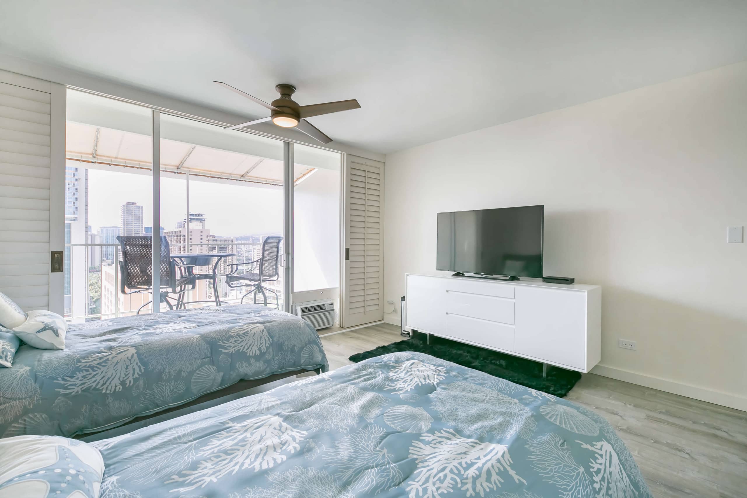 Condo in Honolulu · ★4.66 · 1 bedroom · 3 beds · 2 private baths - Image 21