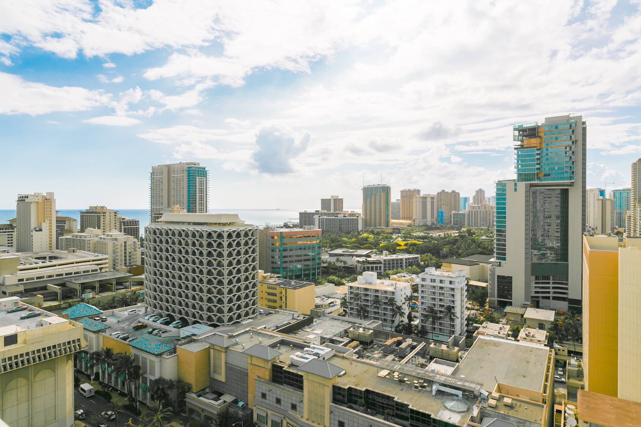 Condo in Honolulu · ★4.66 · 1 bedroom · 3 beds · 2 private baths - Image 24