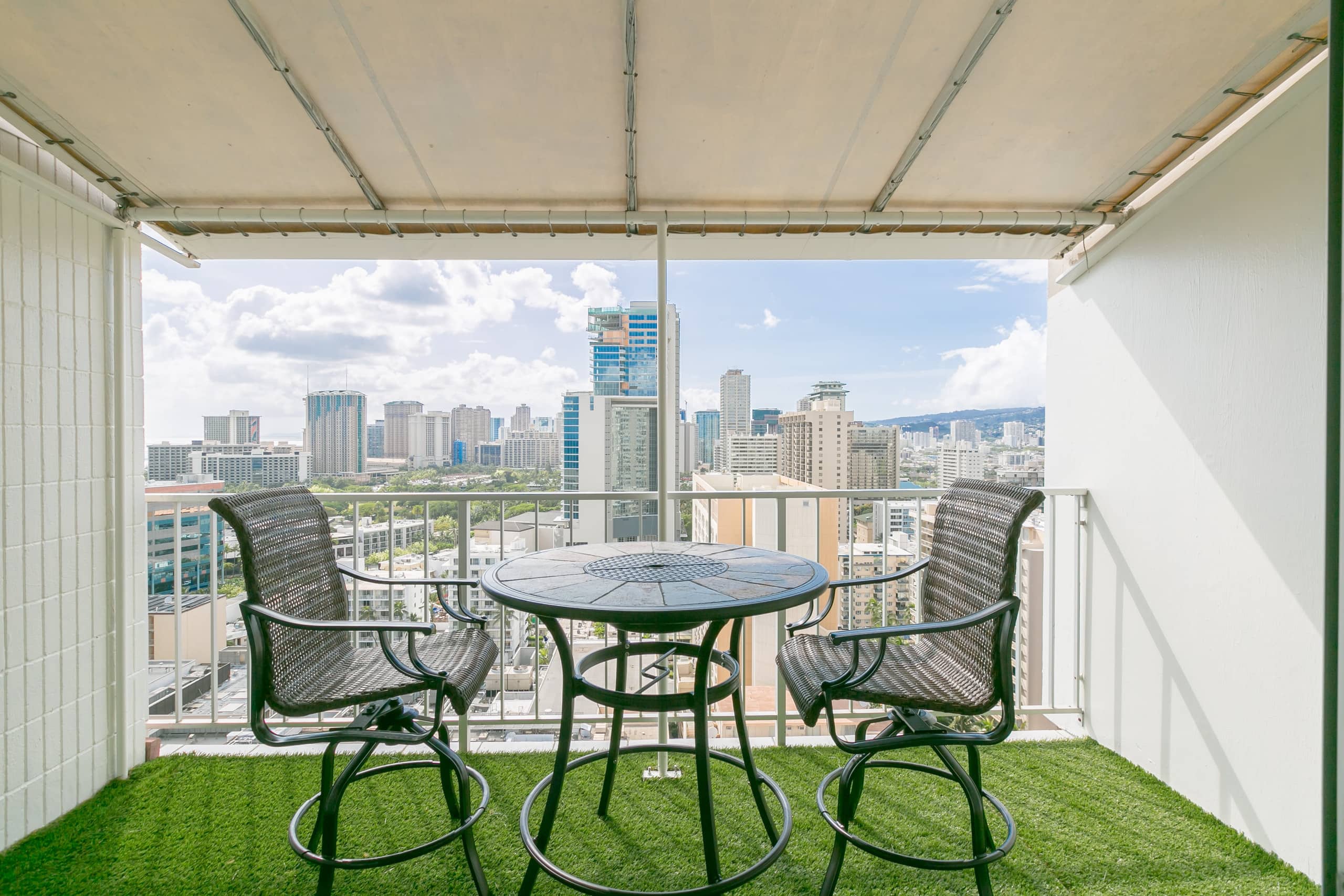 Condo in Honolulu · ★4.66 · 1 bedroom · 3 beds · 2 private baths - Image 23