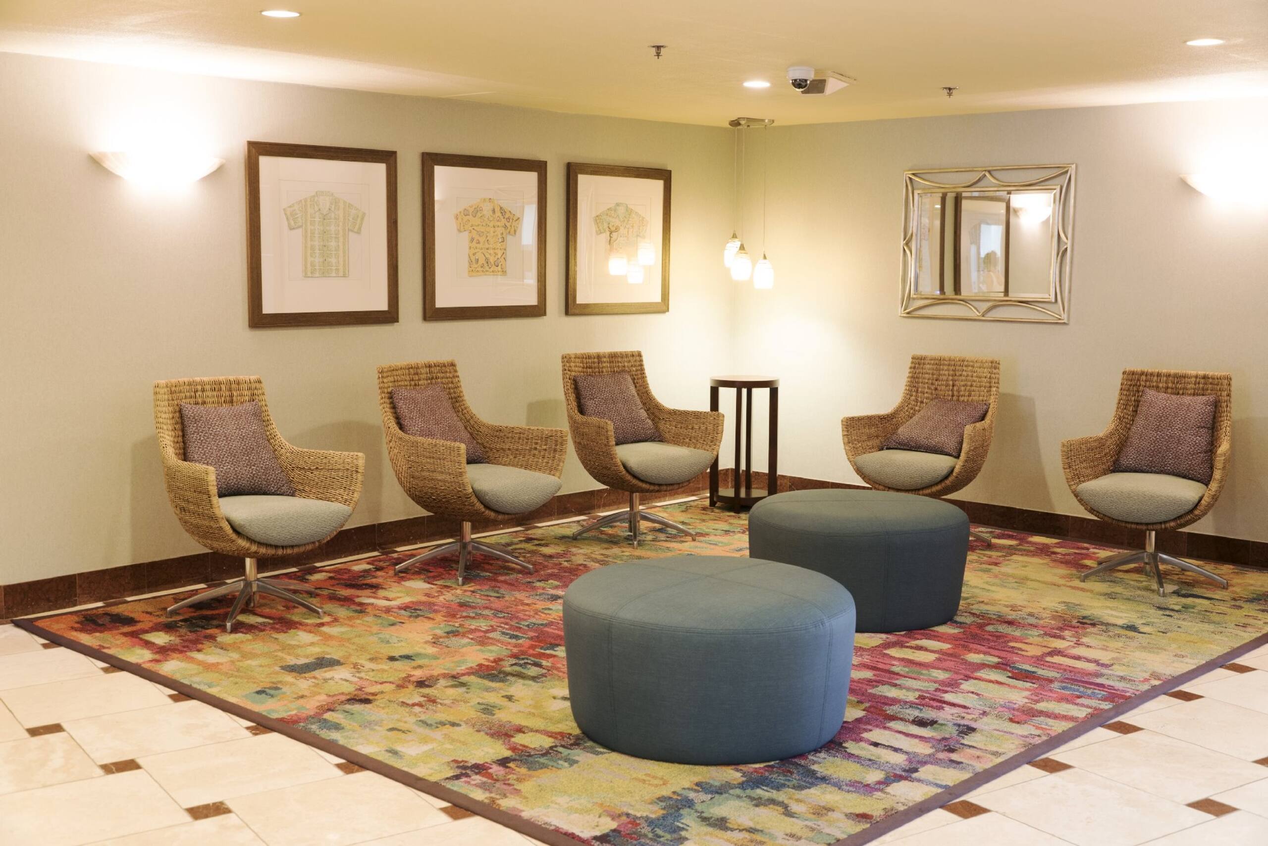 Condo in Honolulu · ★4.66 · 1 bedroom · 3 beds · 2 private baths - Image 4