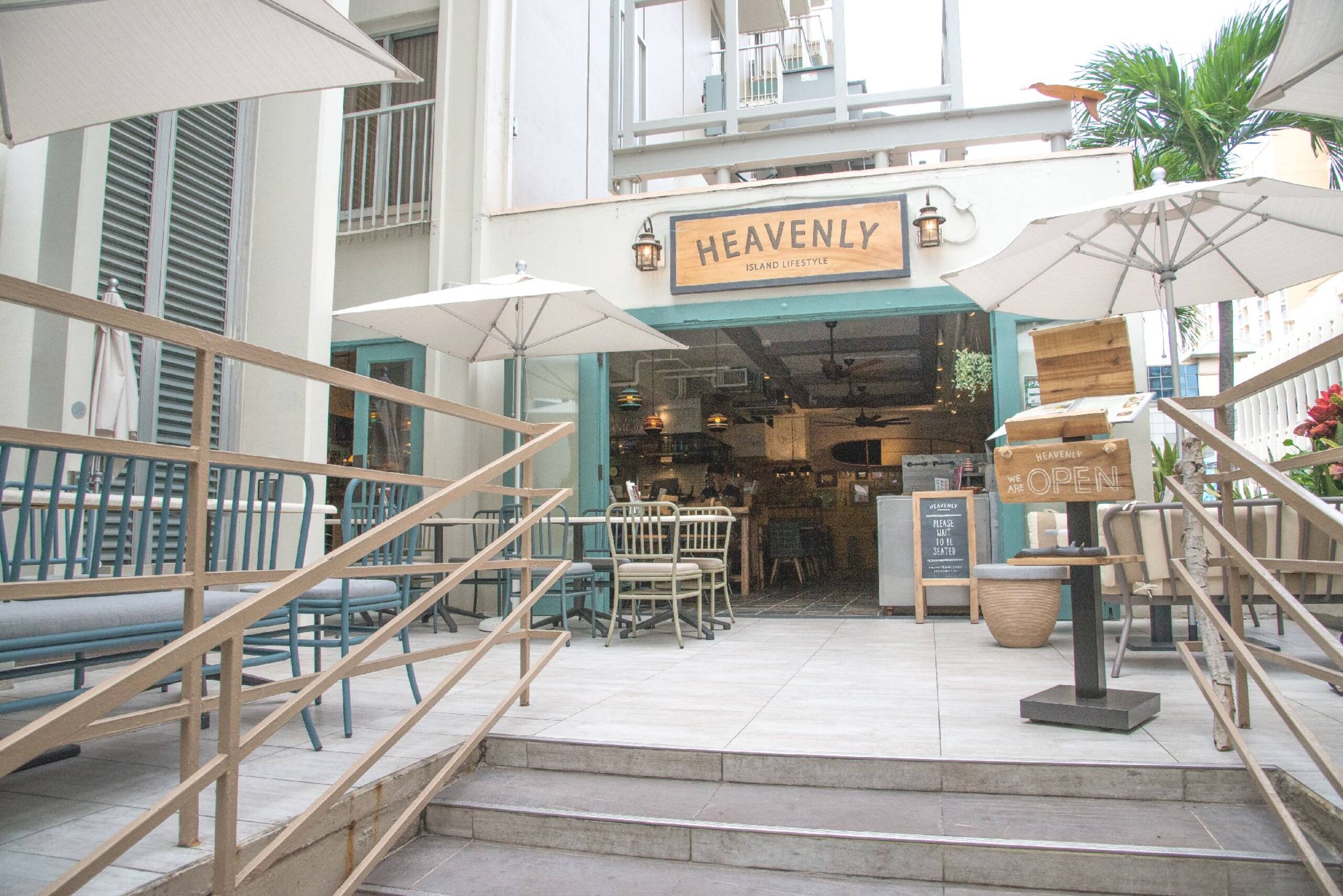 Condo in Honolulu · ★4.66 · 1 bedroom · 3 beds · 2 private baths - Image 5