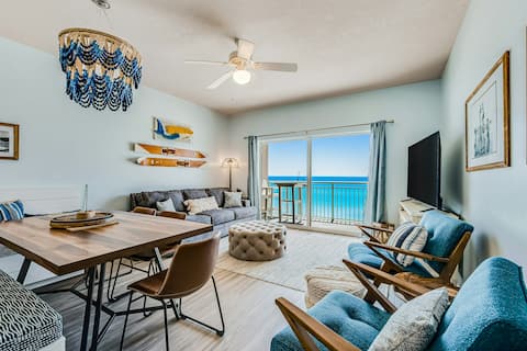 Comfortable 2BR Oceanfront 6th-Floor | Balcony