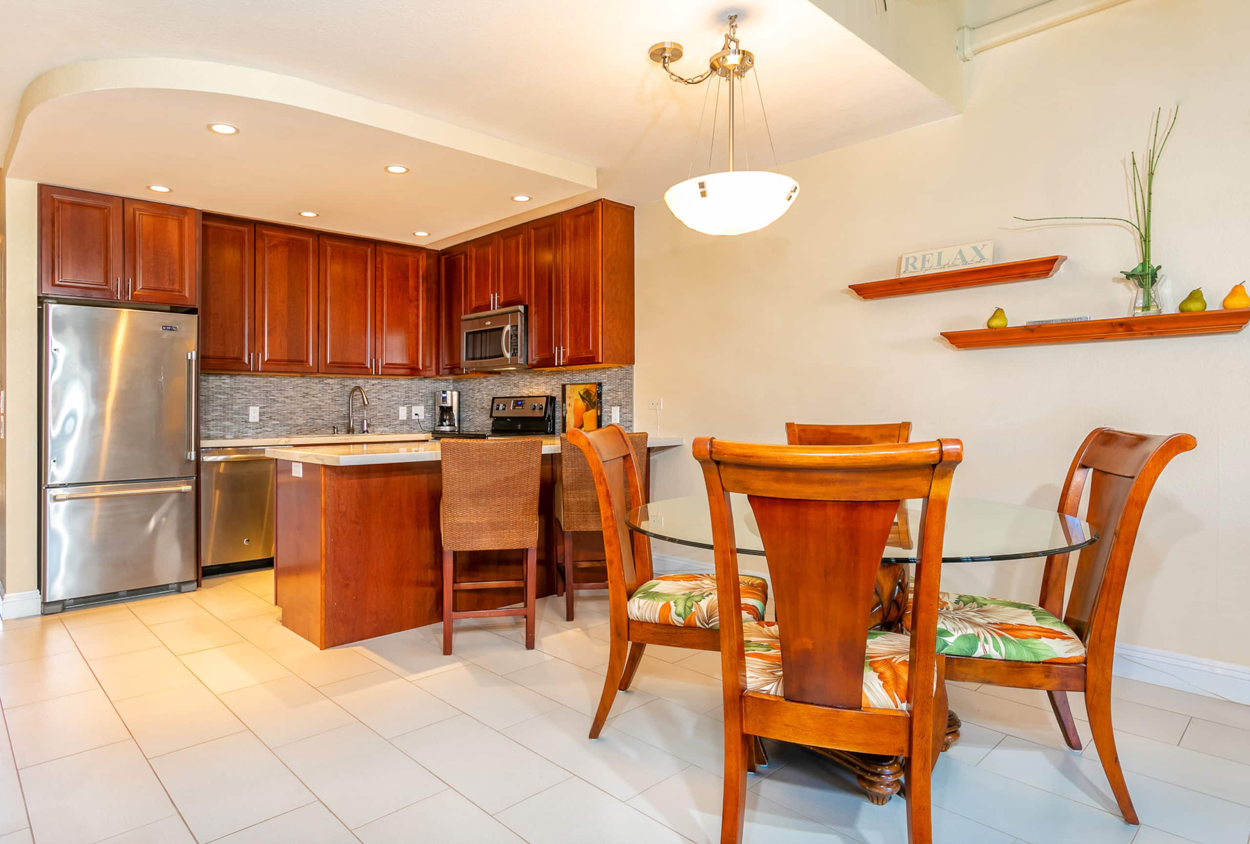 Condo in Kihei · ★4.88 · 2 bedrooms · 3 beds · 2 shared baths - Image 6