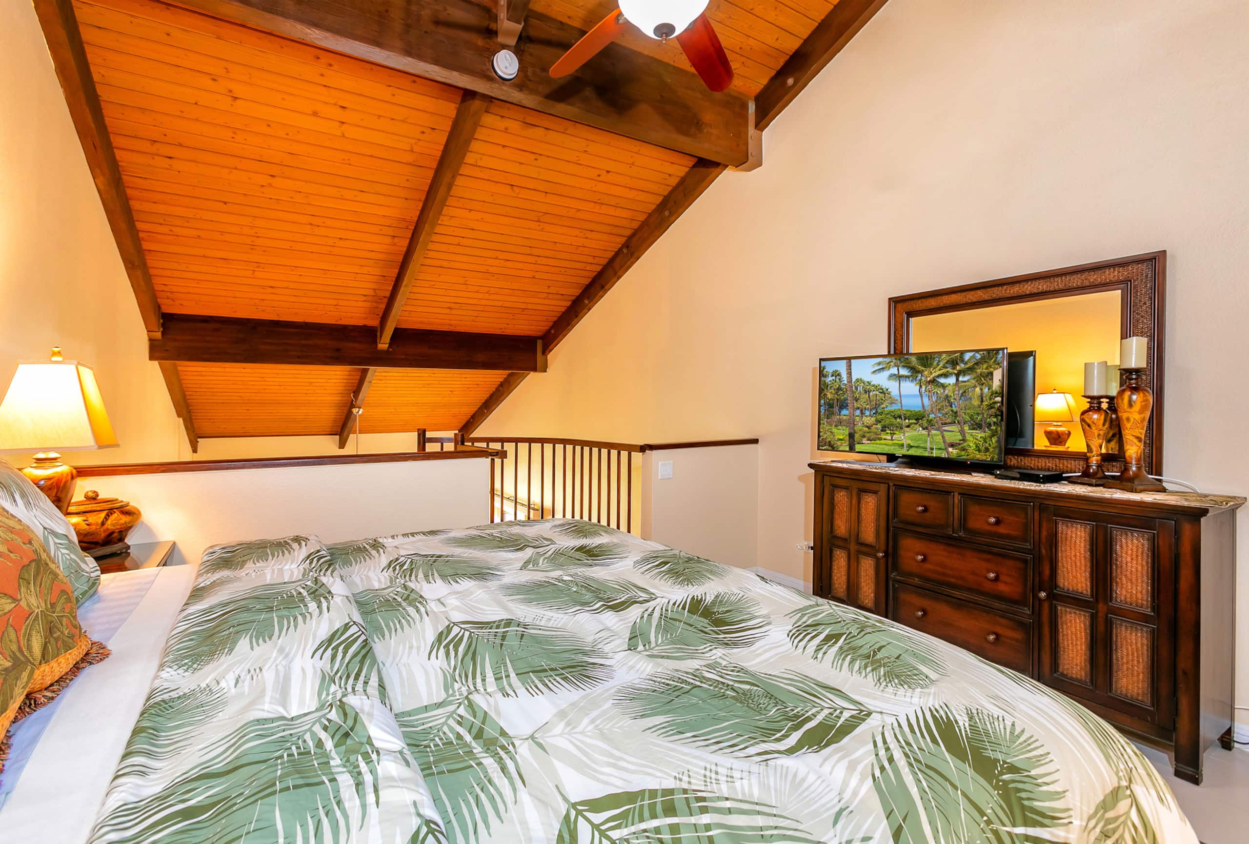 Condo in Kihei · ★4.88 · 2 bedrooms · 3 beds · 2 shared baths - Image 15