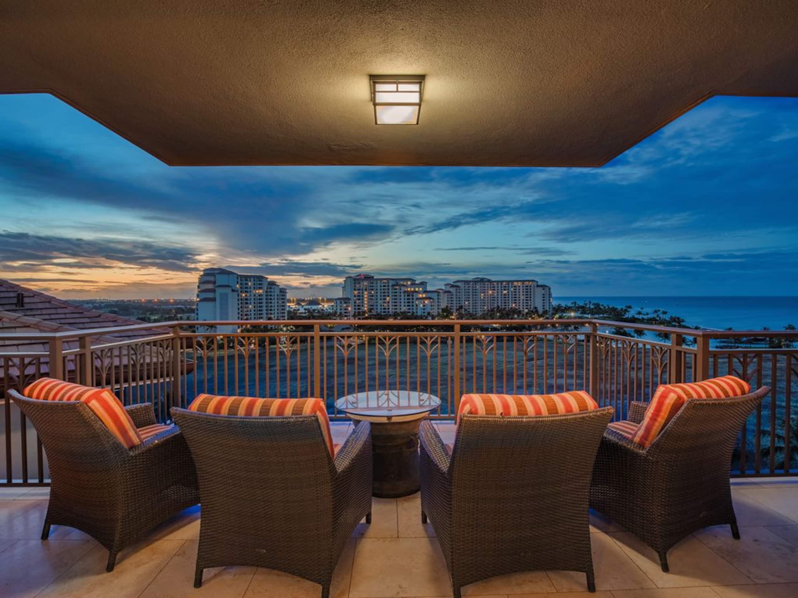 Villa in Kapolei · ★4.82 · 3 bedrooms · 4 beds · 3 baths - Image 10