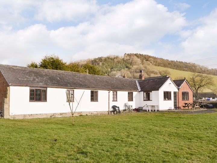 Grove Sprightly Barn - Shropshire