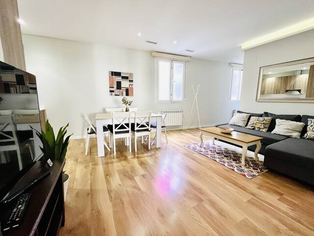 Deluxe Apartment 2 bedroom gallery image 3