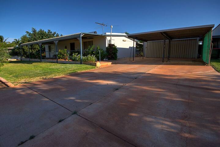 Coral Cottage – Pets welcome