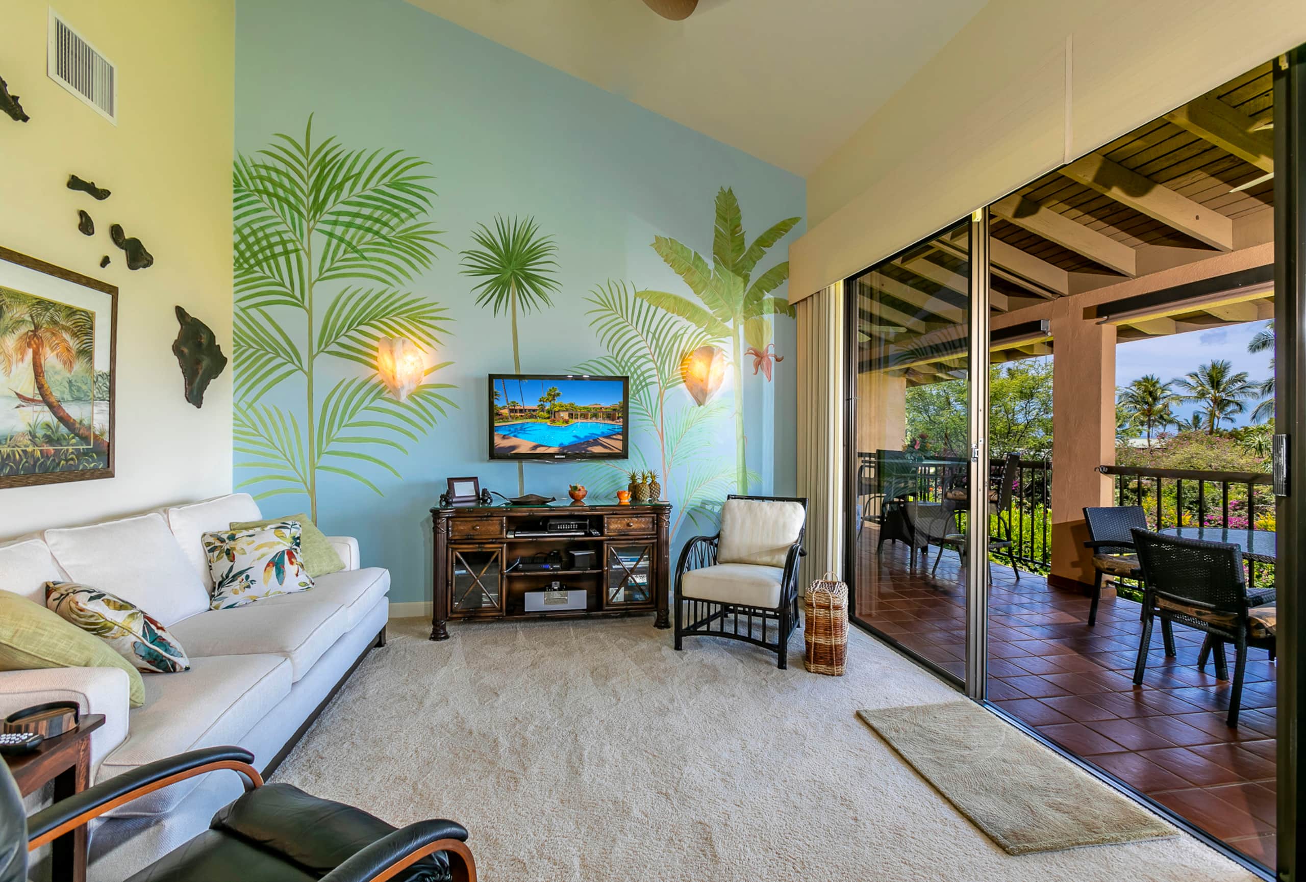 Condo in Kihei · ★4.96 · 1 bedroom · 2 beds · 2 baths - Image 8