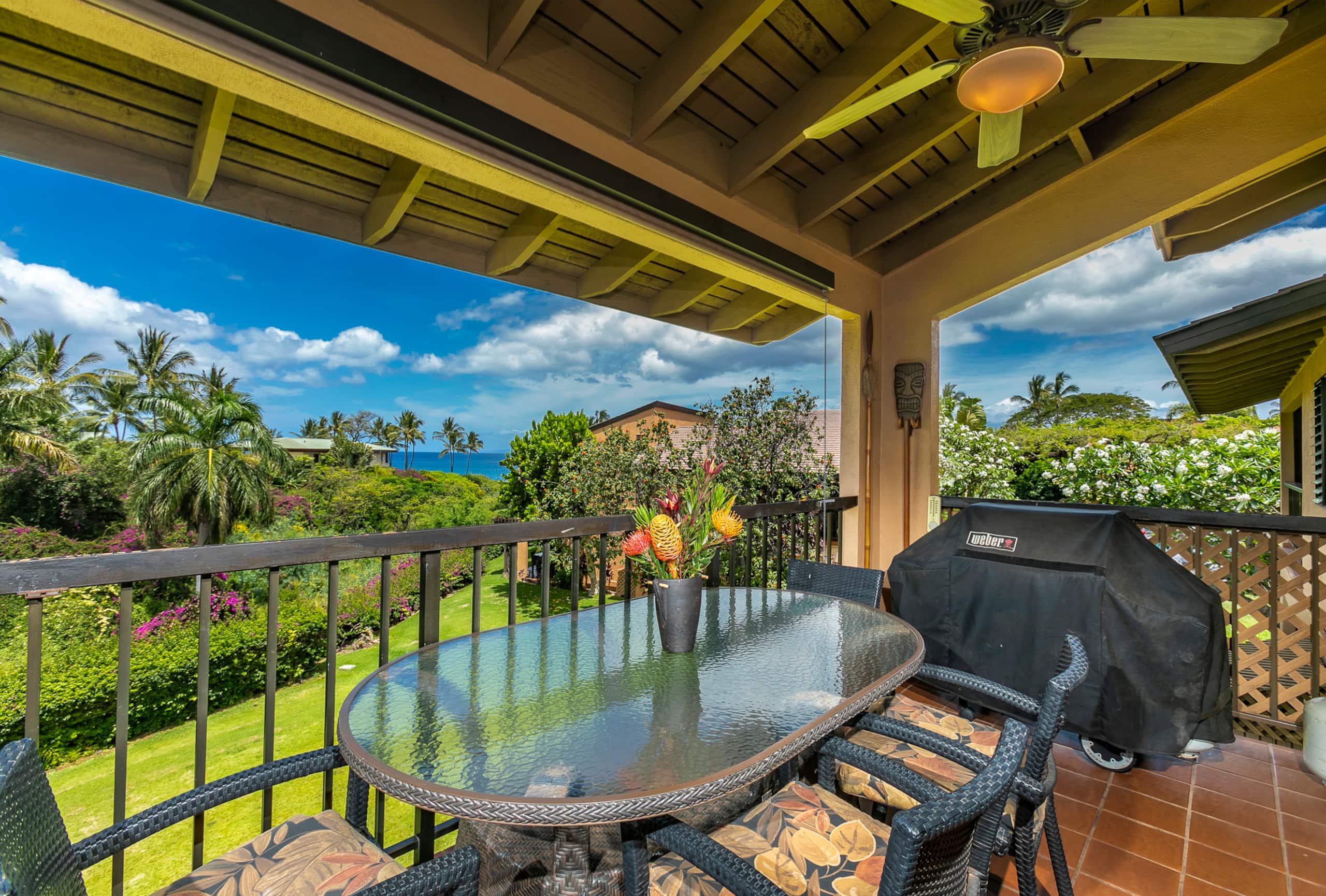 Condo in Kihei · ★4.96 · 1 bedroom · 2 beds · 2 baths - Image 4