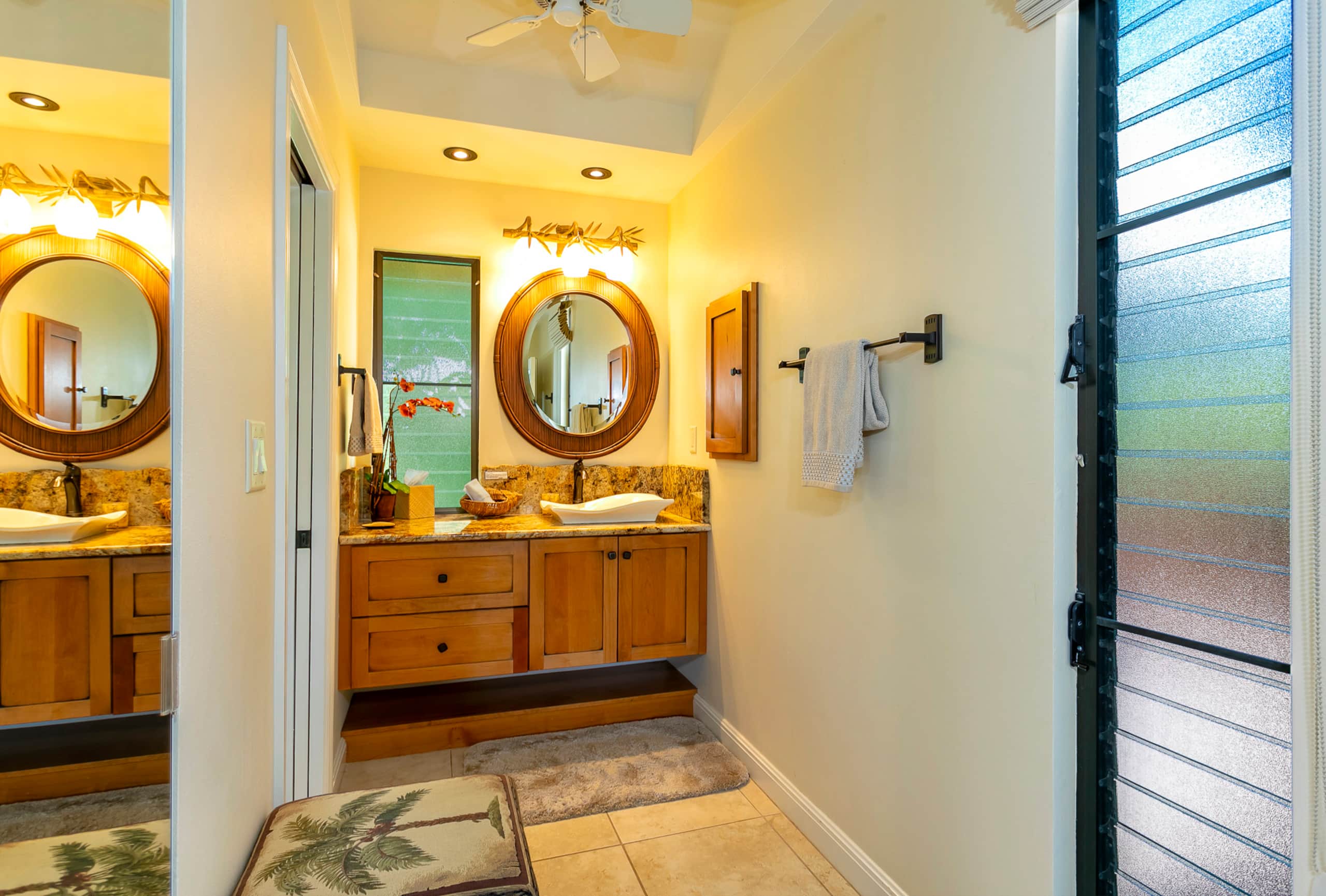 Condo in Kihei · ★4.96 · 1 bedroom · 2 beds · 2 baths - Image 22