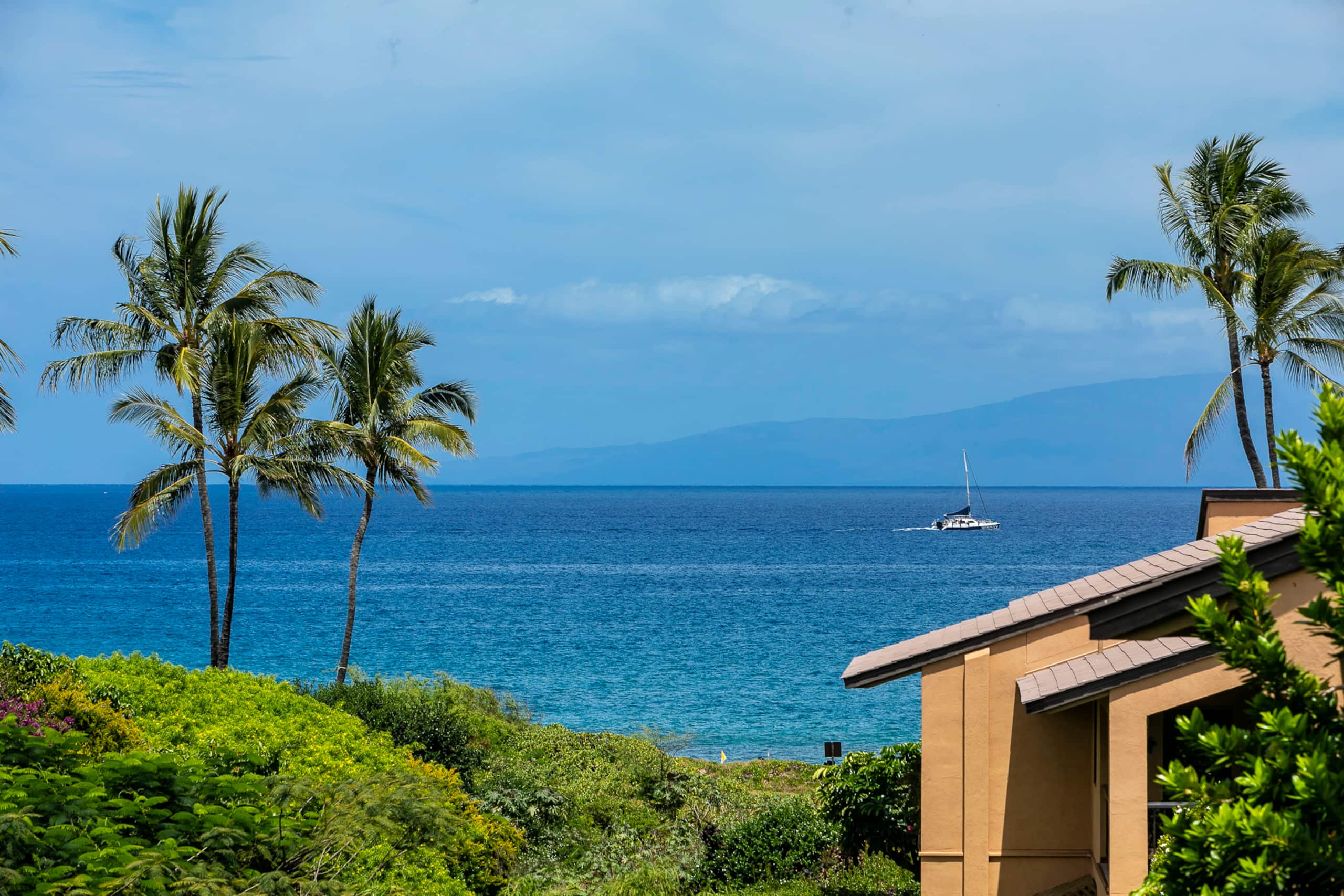 Condo in Kihei · ★4.96 · 1 bedroom · 2 beds · 2 baths - Image 6