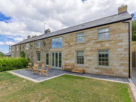 Ivy Cottage