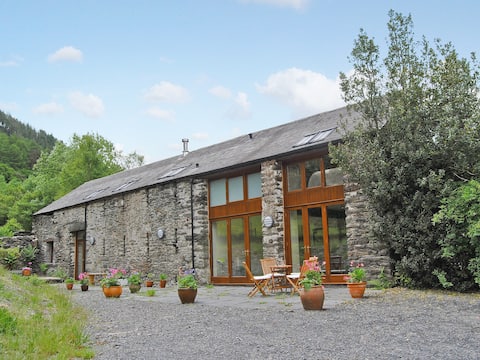 Hendre Barn Mawr