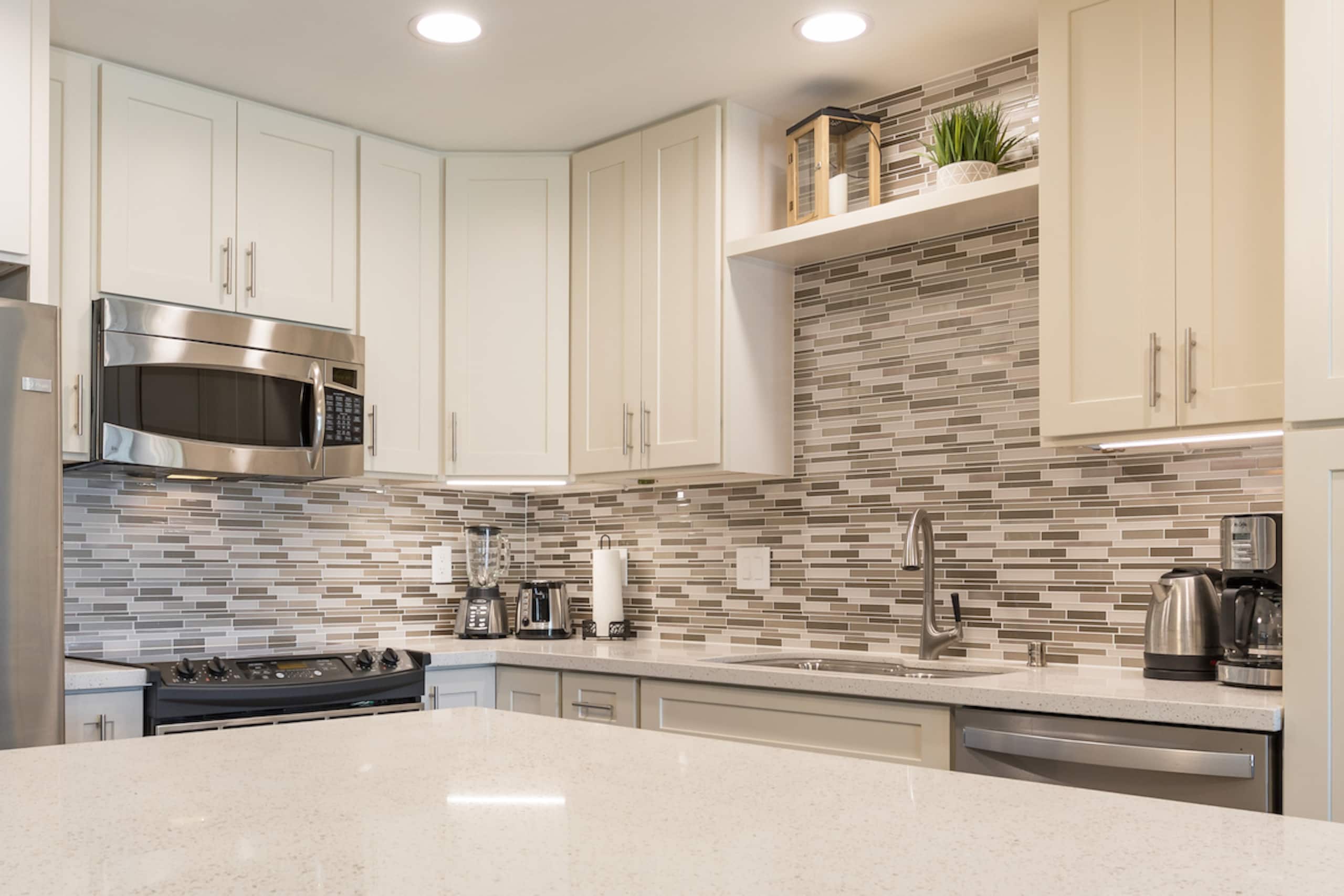 Condo in Kihei · ★4.81 · 1 bedroom · 3 beds · 1 shared bath - Image 4
