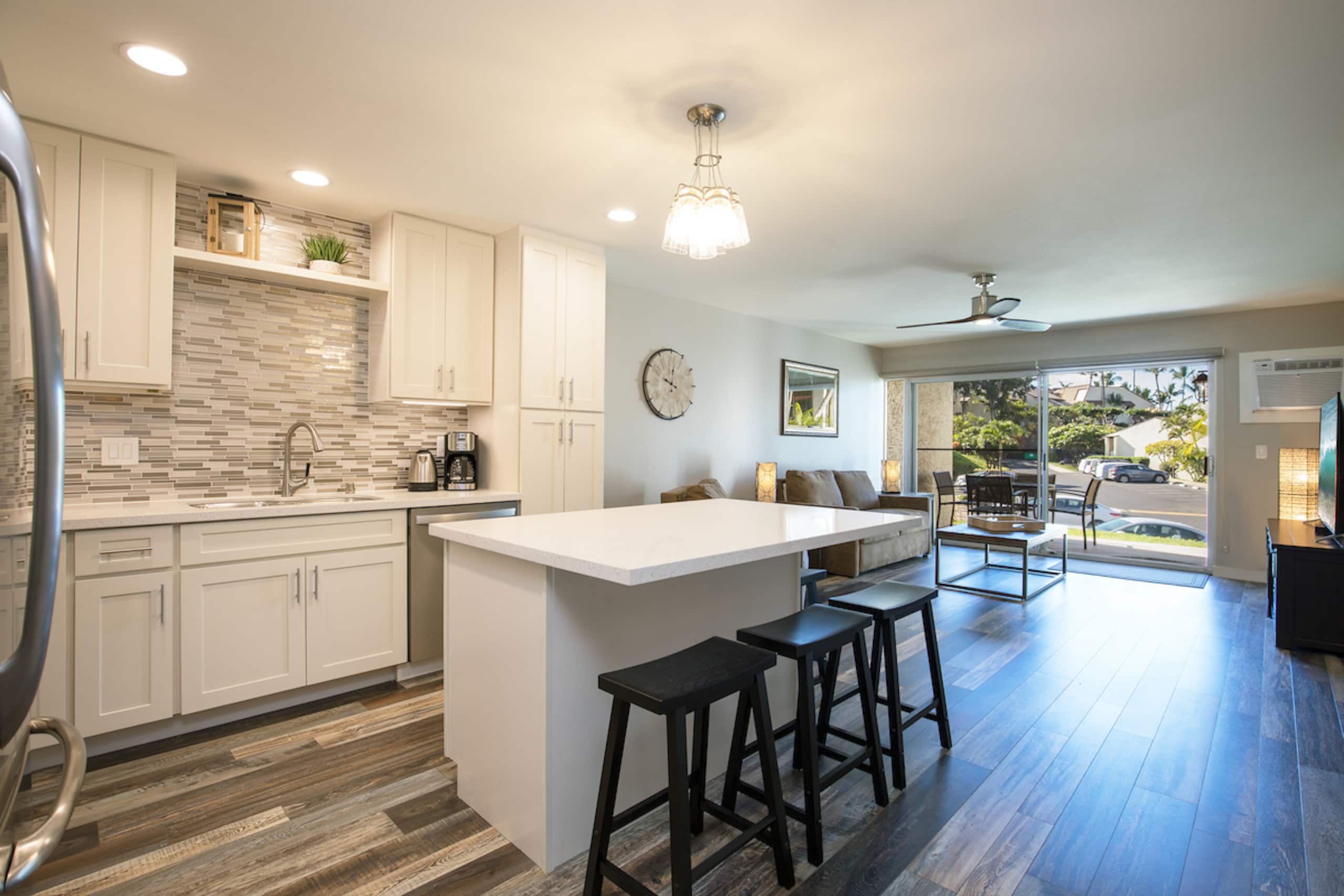 Condo in Kihei · ★4.81 · 1 bedroom · 3 beds · 1 shared bath - Image 9