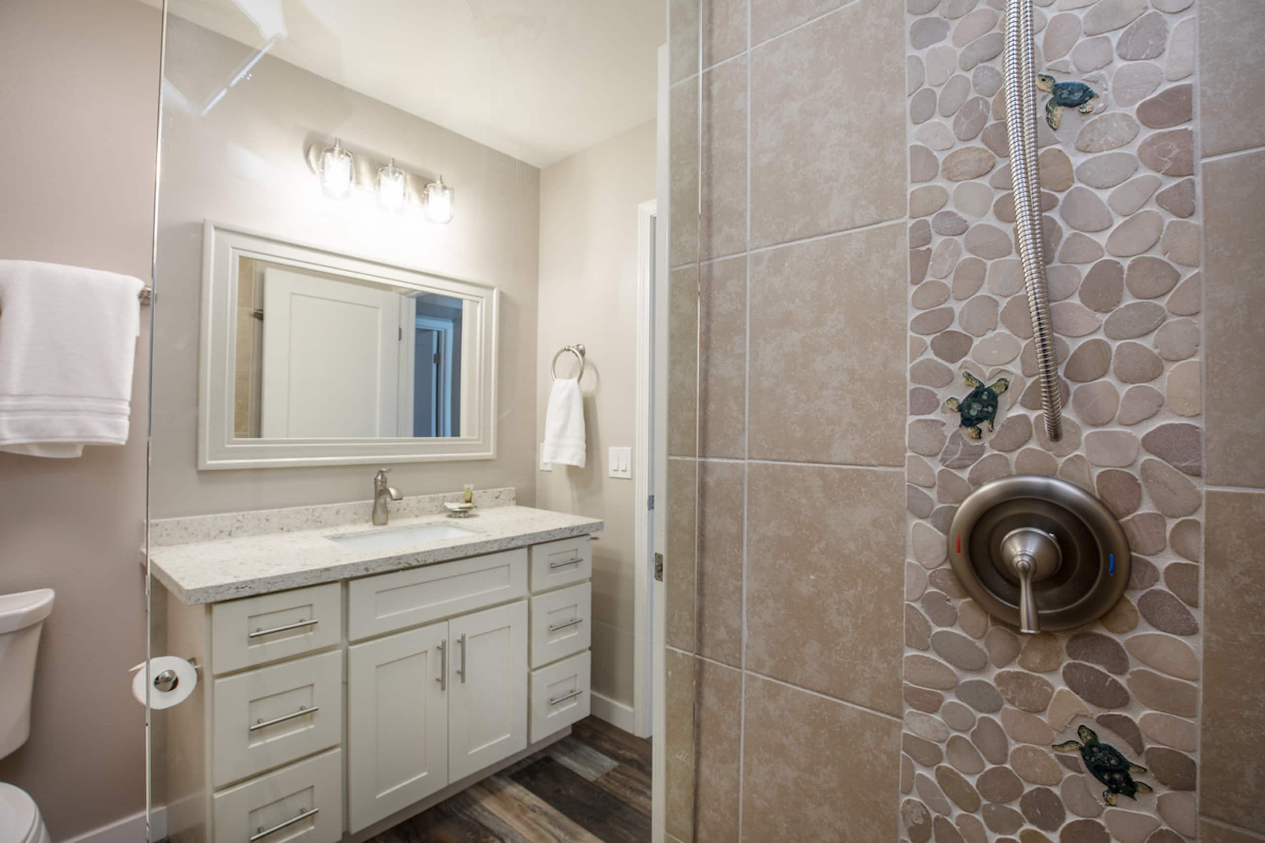 Condo in Kihei · ★4.81 · 1 bedroom · 3 beds · 1 shared bath - Image 15