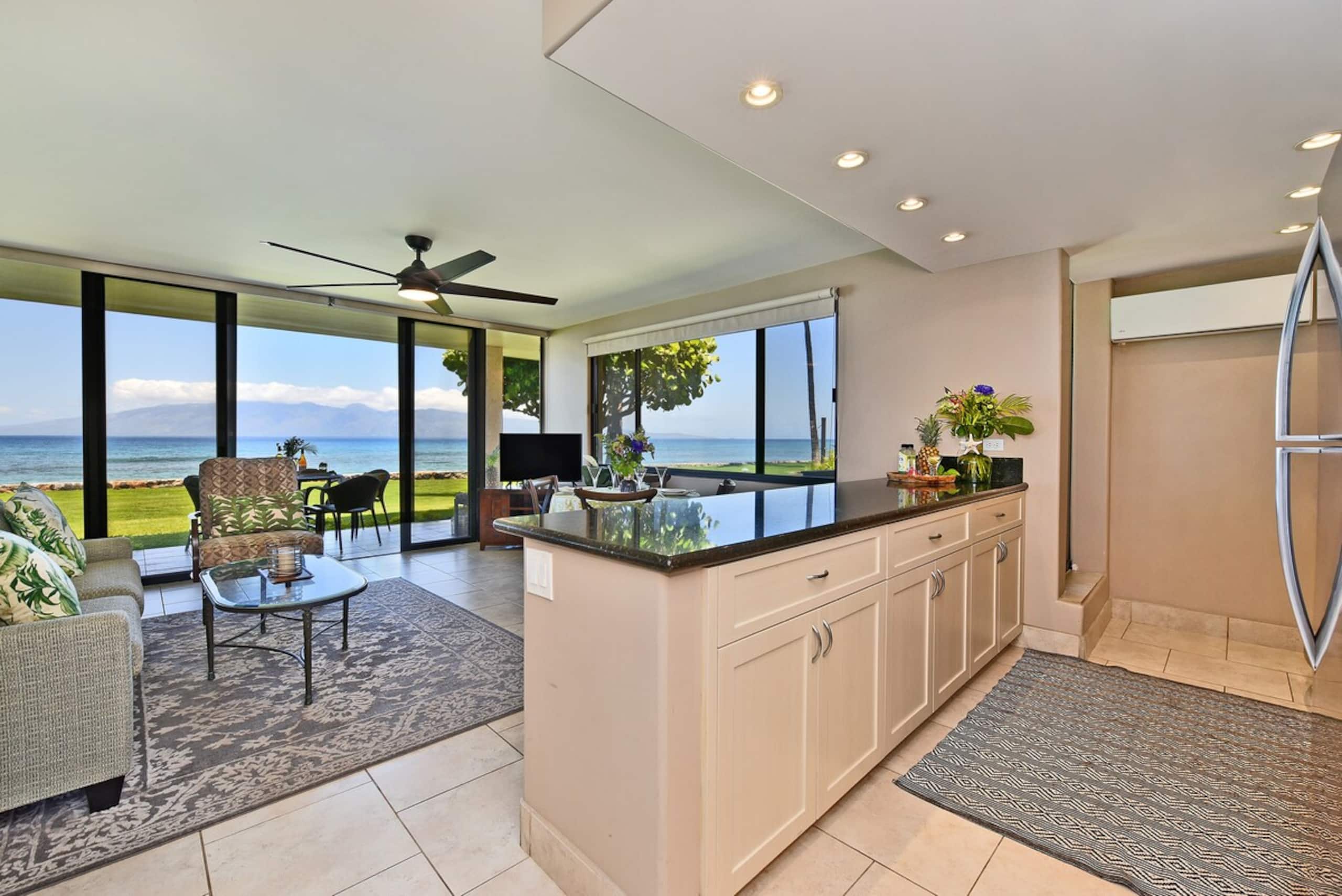 Condo in Lahaina · ★4.84 · 1 bedroom · 2 beds · 1 bath - Image 4