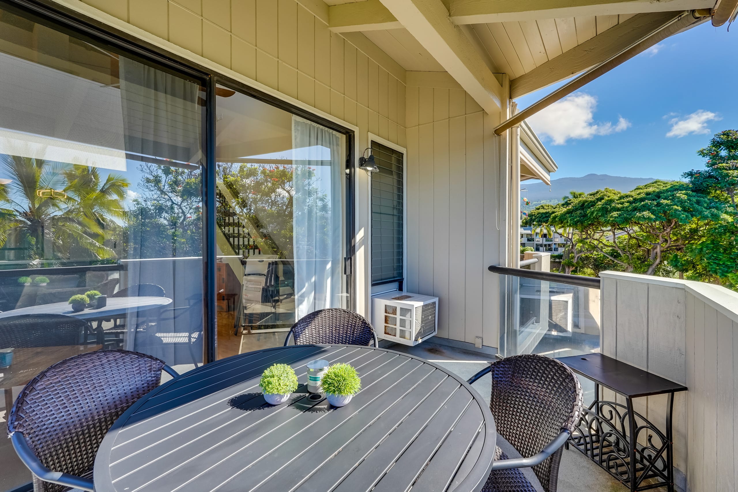 Condo in Kailua-Kona · ★4.64 · 2 bedrooms · 3 beds · 2 shared baths - Image 58