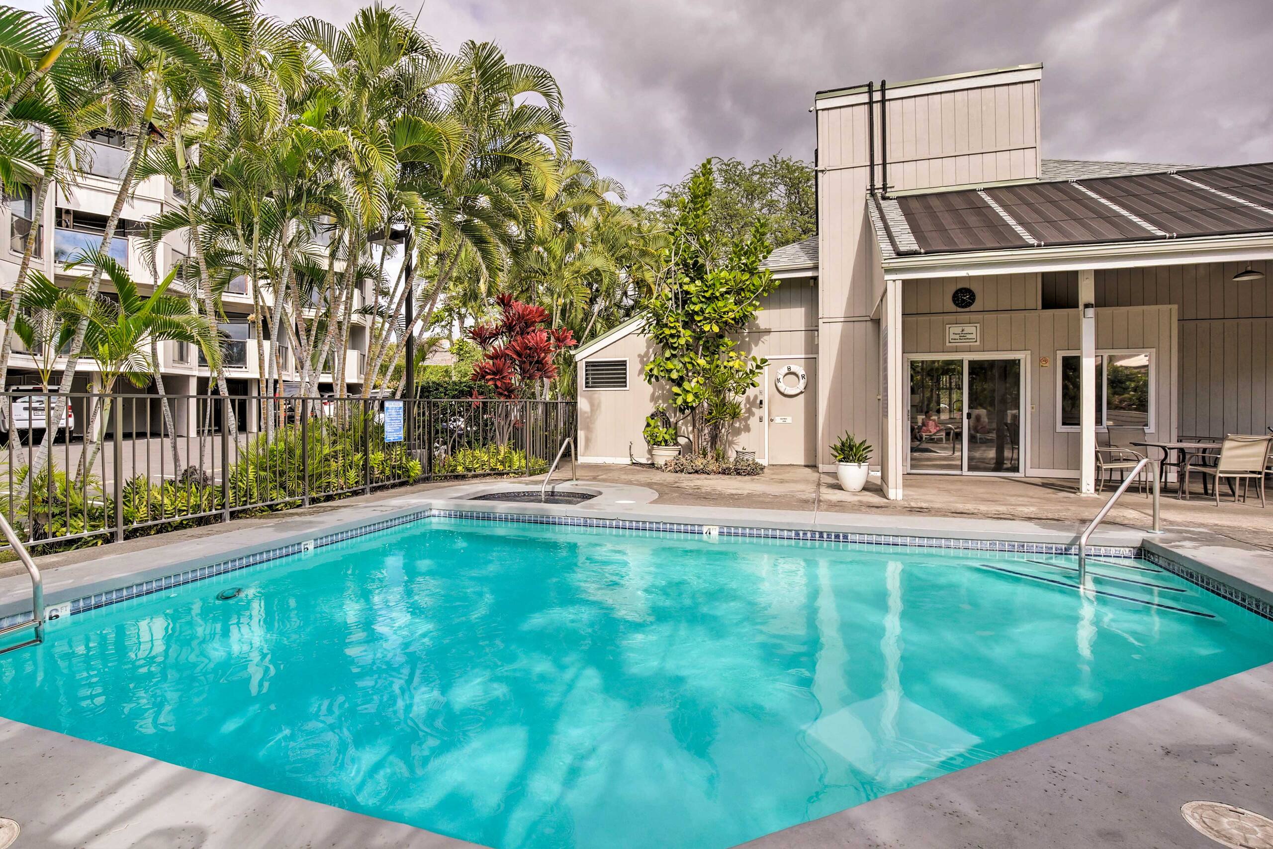 Condo in Kailua-Kona · ★4.64 · 2 bedrooms · 3 beds · 2 shared baths - Image 50