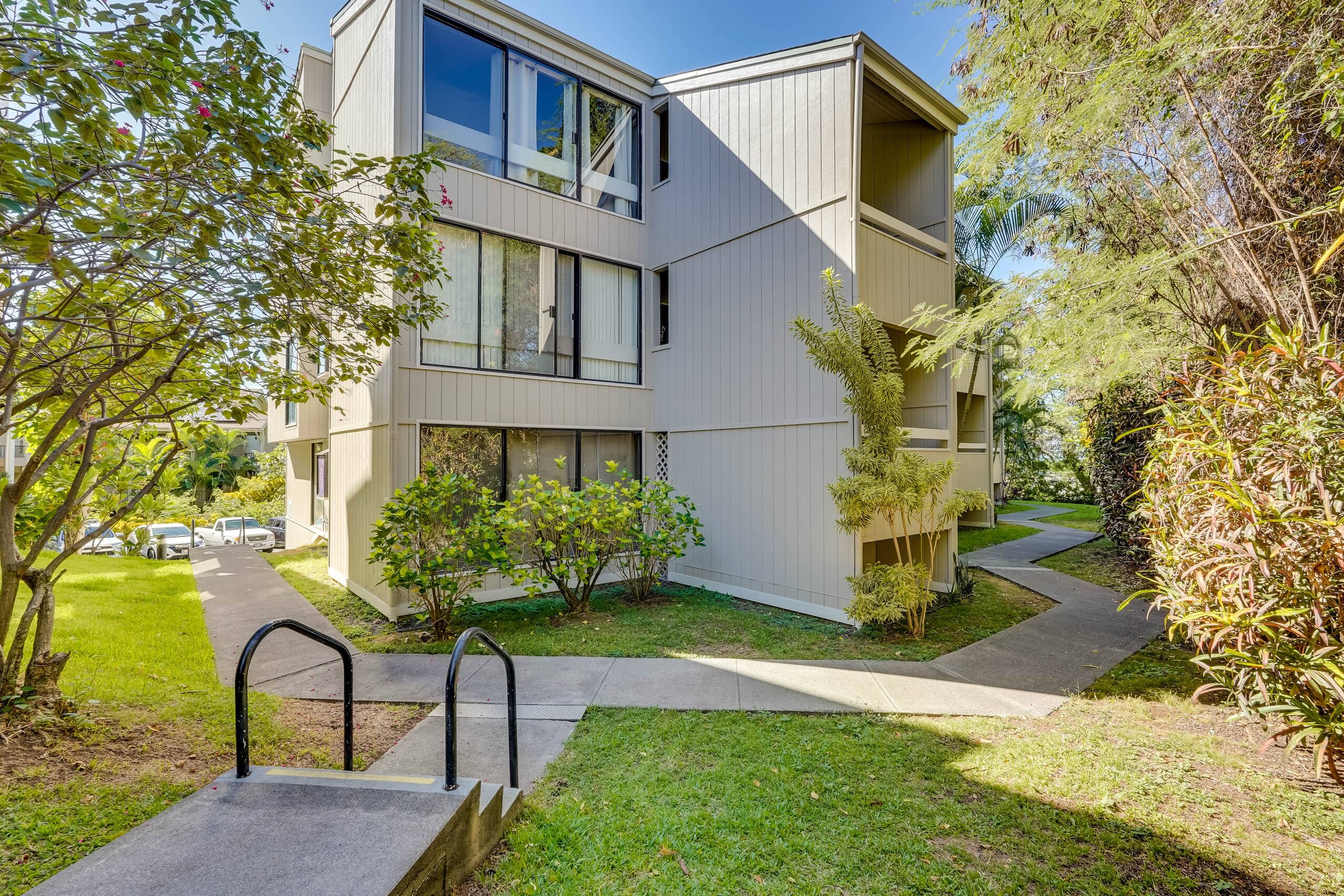 Condo in Kailua-Kona · ★4.64 · 2 bedrooms · 3 beds · 2 shared baths - Image 101