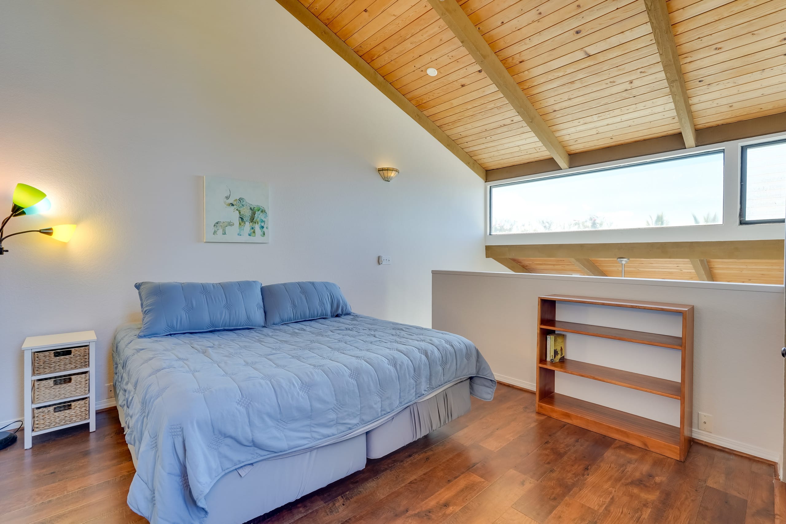 Condo in Kailua-Kona · ★4.64 · 2 bedrooms · 3 beds · 2 shared baths - Image 18
