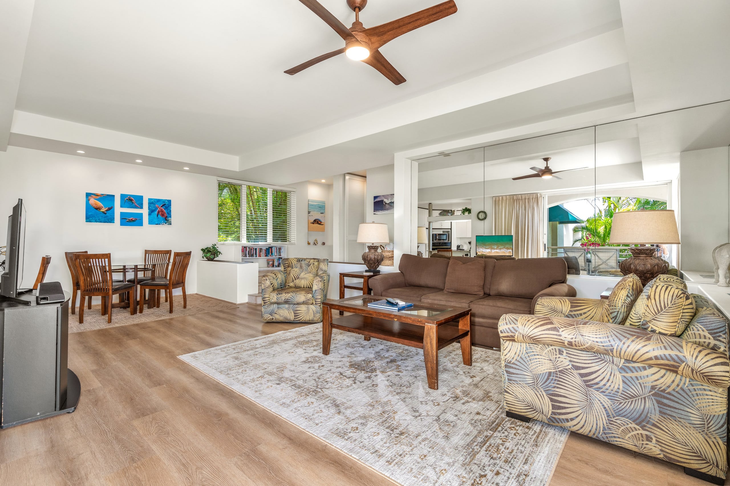 Condo in Wailea · ★5.0 · 1 bedroom · 2 beds · 2 private baths - Image 8