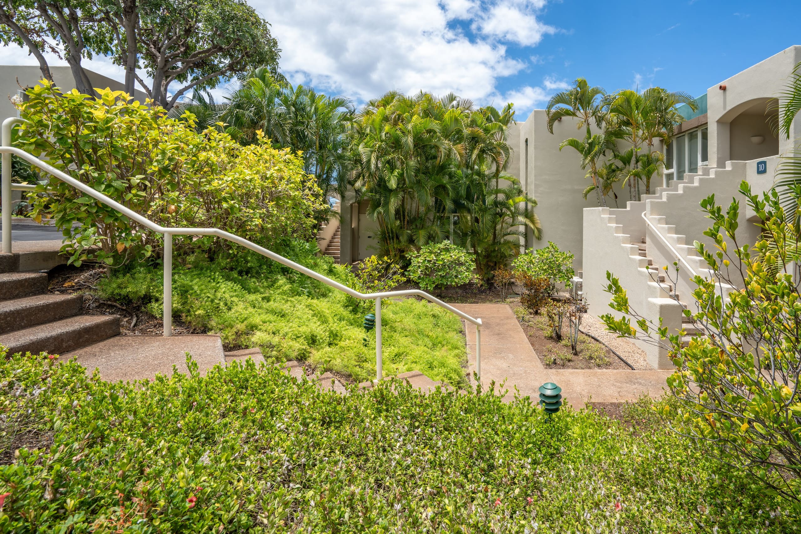 Condo in Wailea · ★5.0 · 1 bedroom · 2 beds · 2 private baths - Image 36