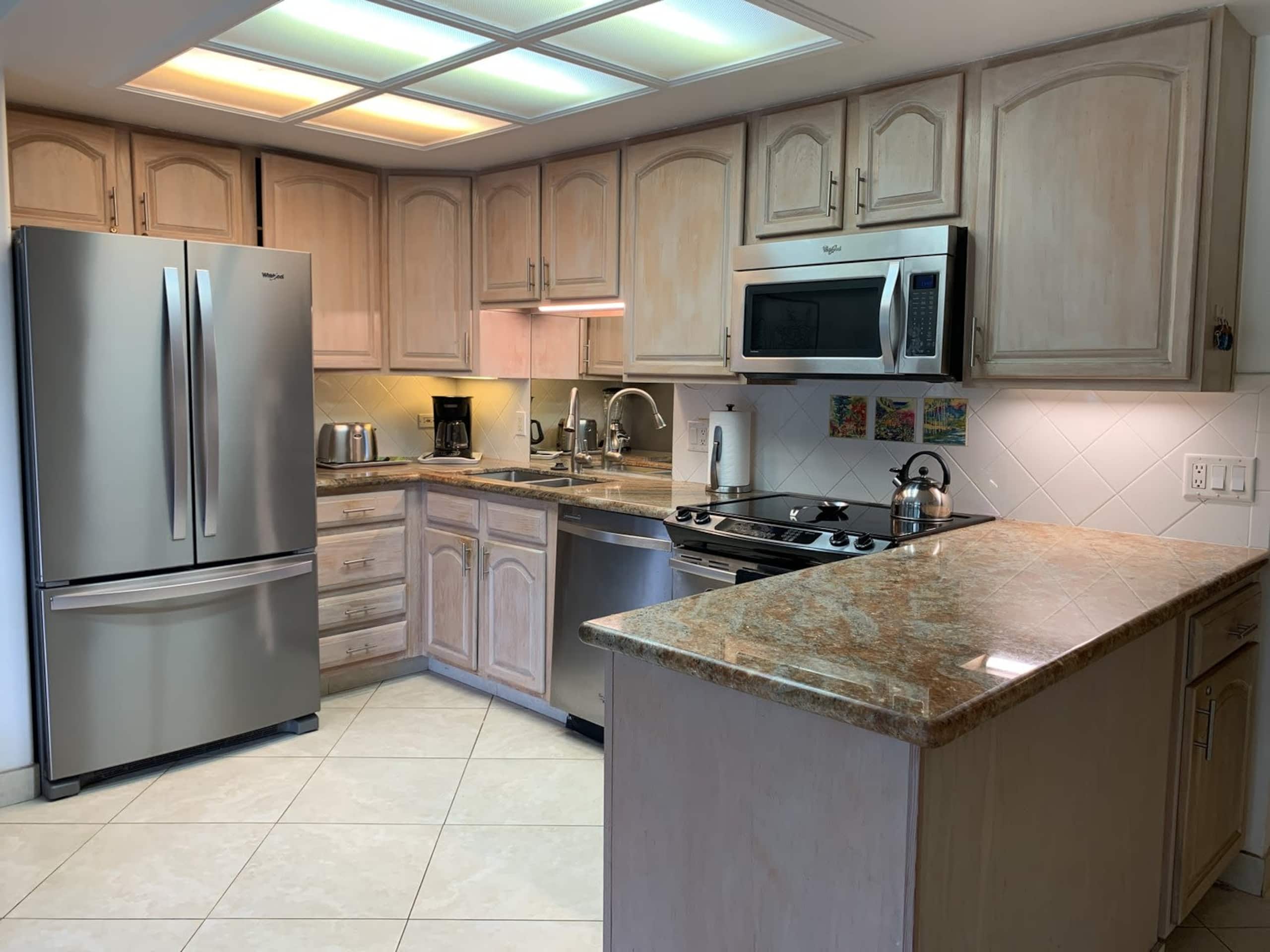 Condo in Kihei · ★4.86 · 1 bedroom · 2 beds · 1 private bath - Image 8
