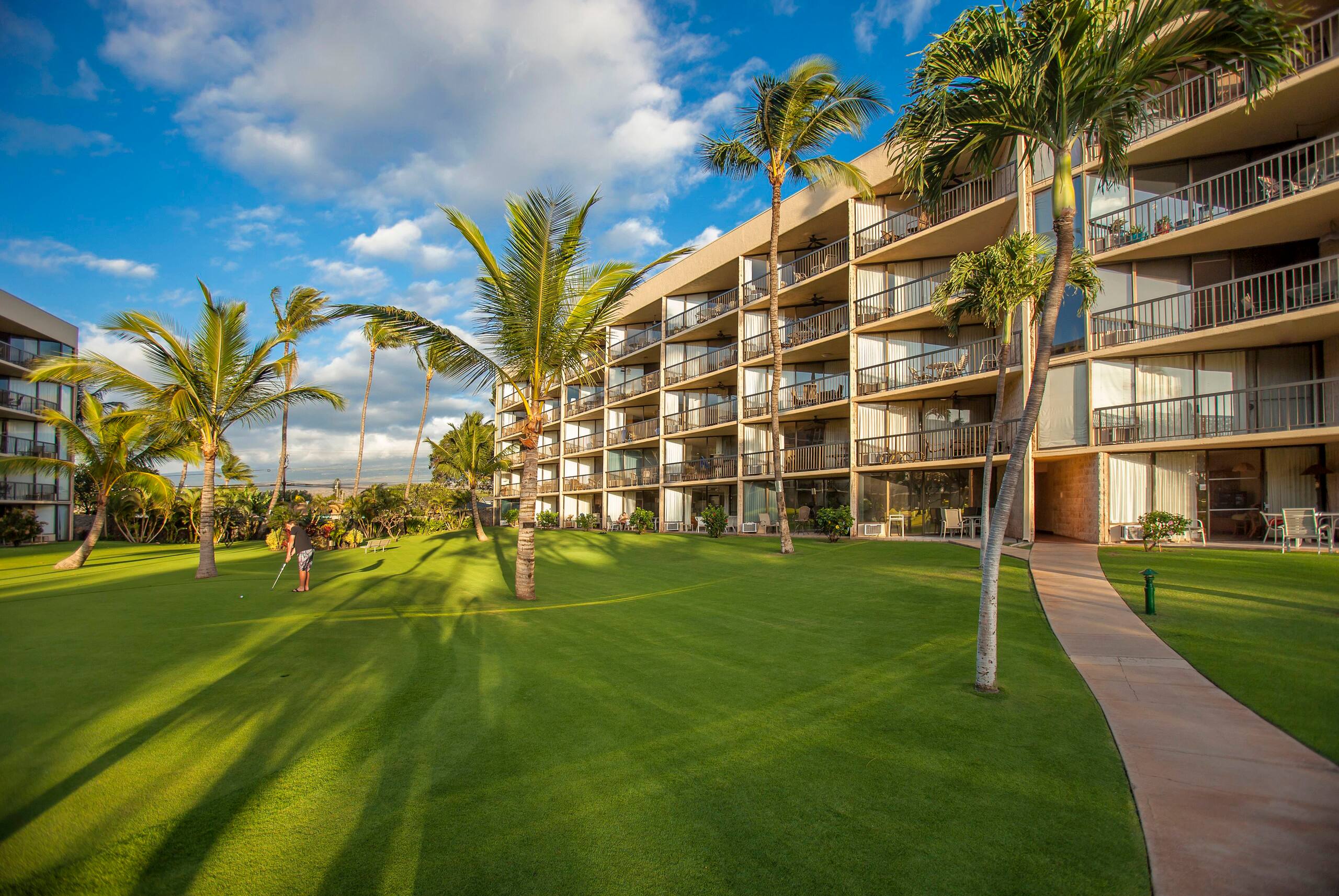 Condo in Kihei · ★4.6 · 1 bedroom · 2 beds · 2 baths - Image 35